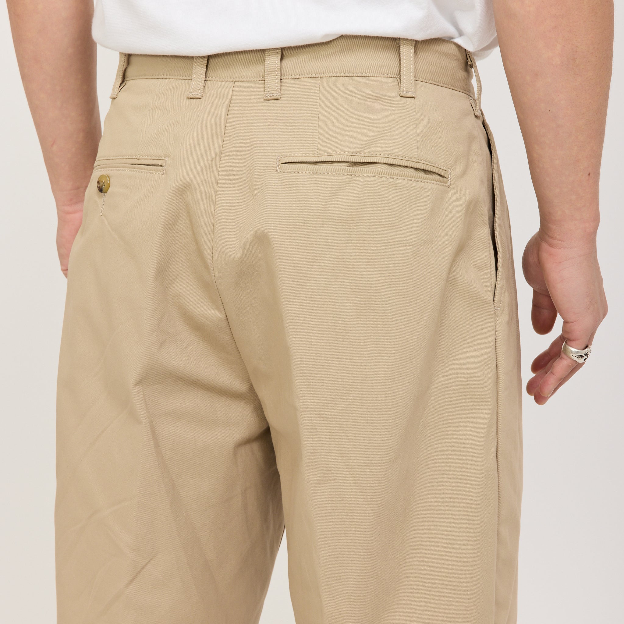 2 Pleats Twill Pant Khaki - Image 6