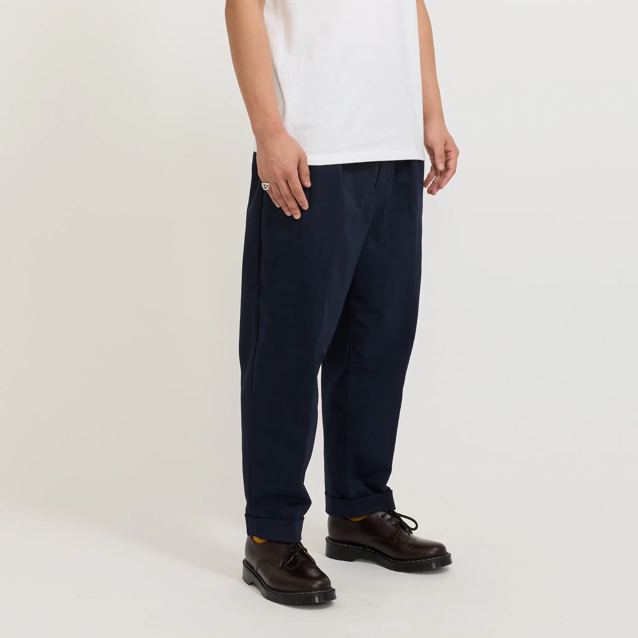 2 Pleats Twill Pant Navy - Image 3
