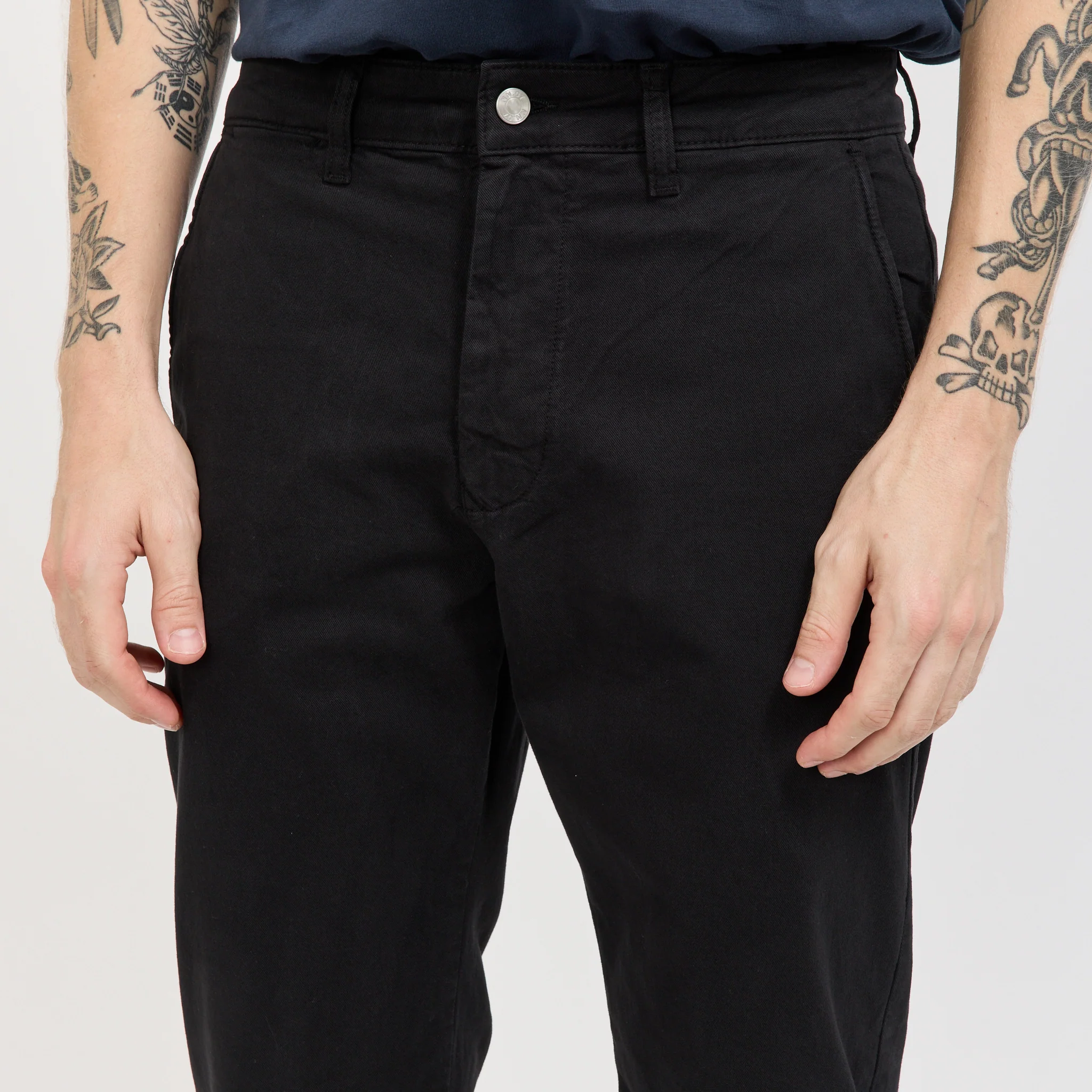 Aden Chino Black - Image 5
