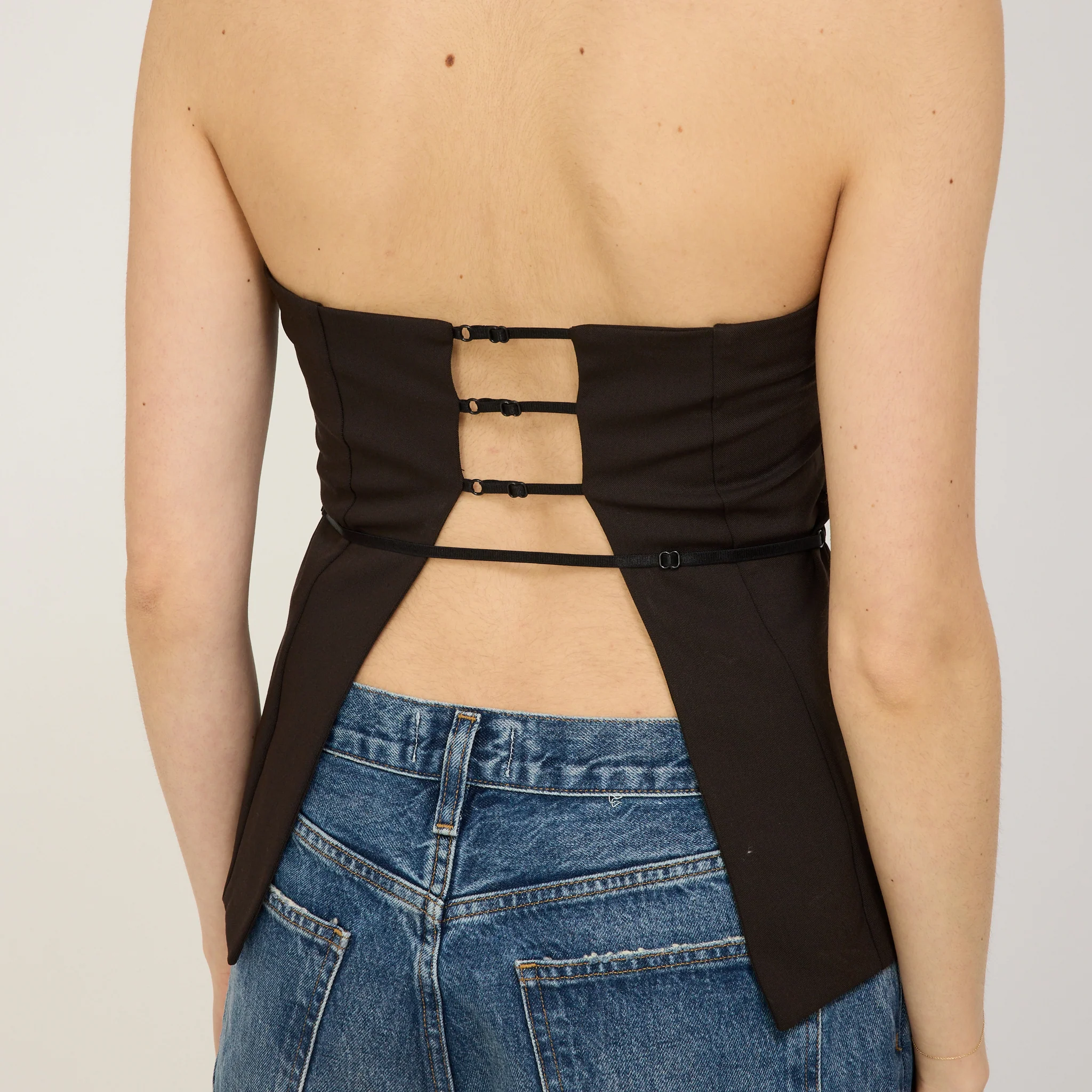 Aire Top Brown - Image 6
