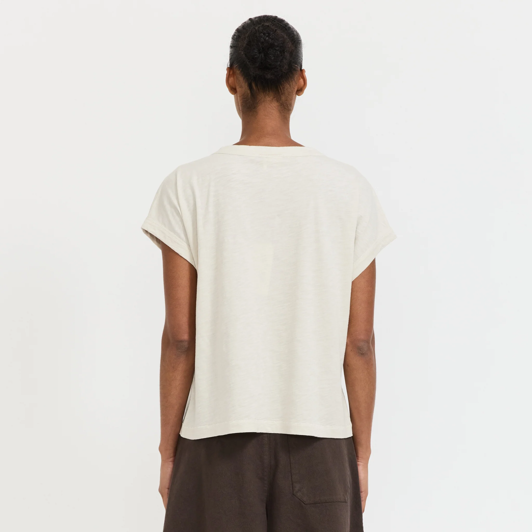 Alda Organic Cotton Easy Tee Pebble - Image 4
