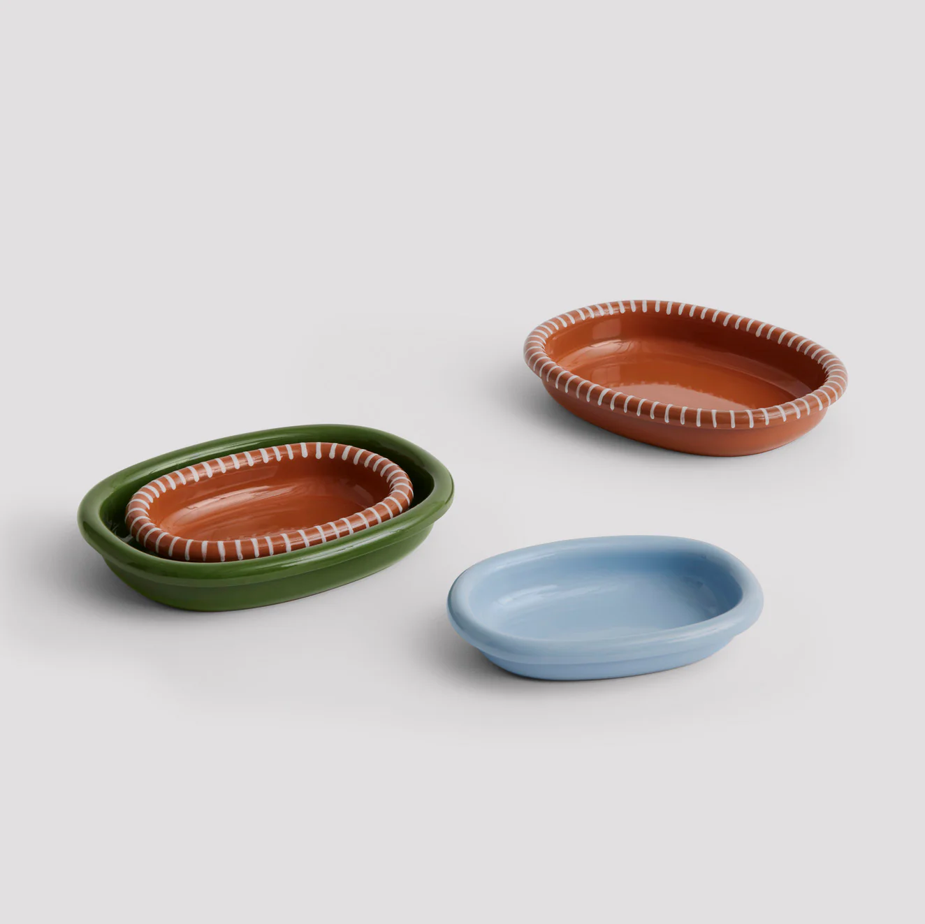 Barro Oval Dish Small Natural with Stripe - Image 3