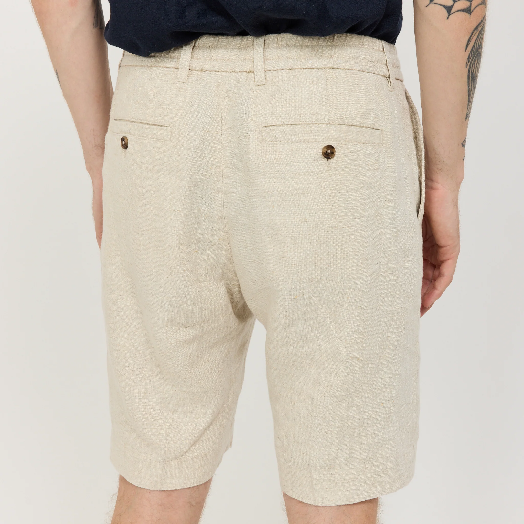 Billie Shorts Oat - Image 6