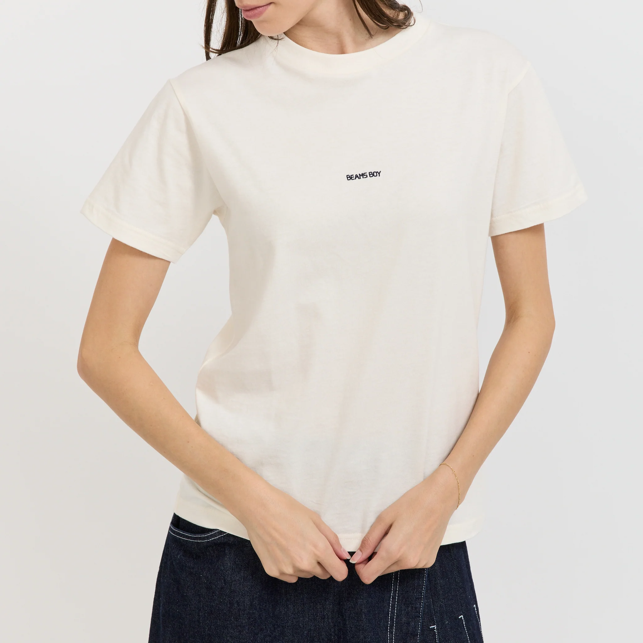 BOY Embroidery Crew Neck T-Shirt Ivory - Image 5