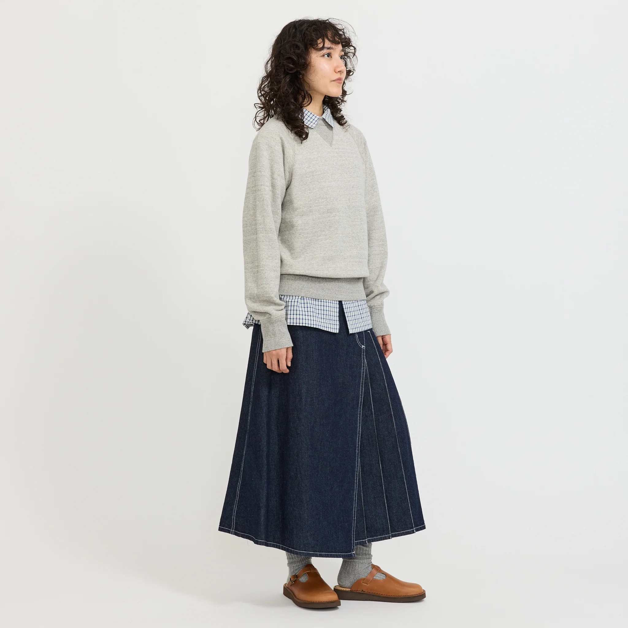 Broad Rib Crewneck Sweater Grey - Image 7