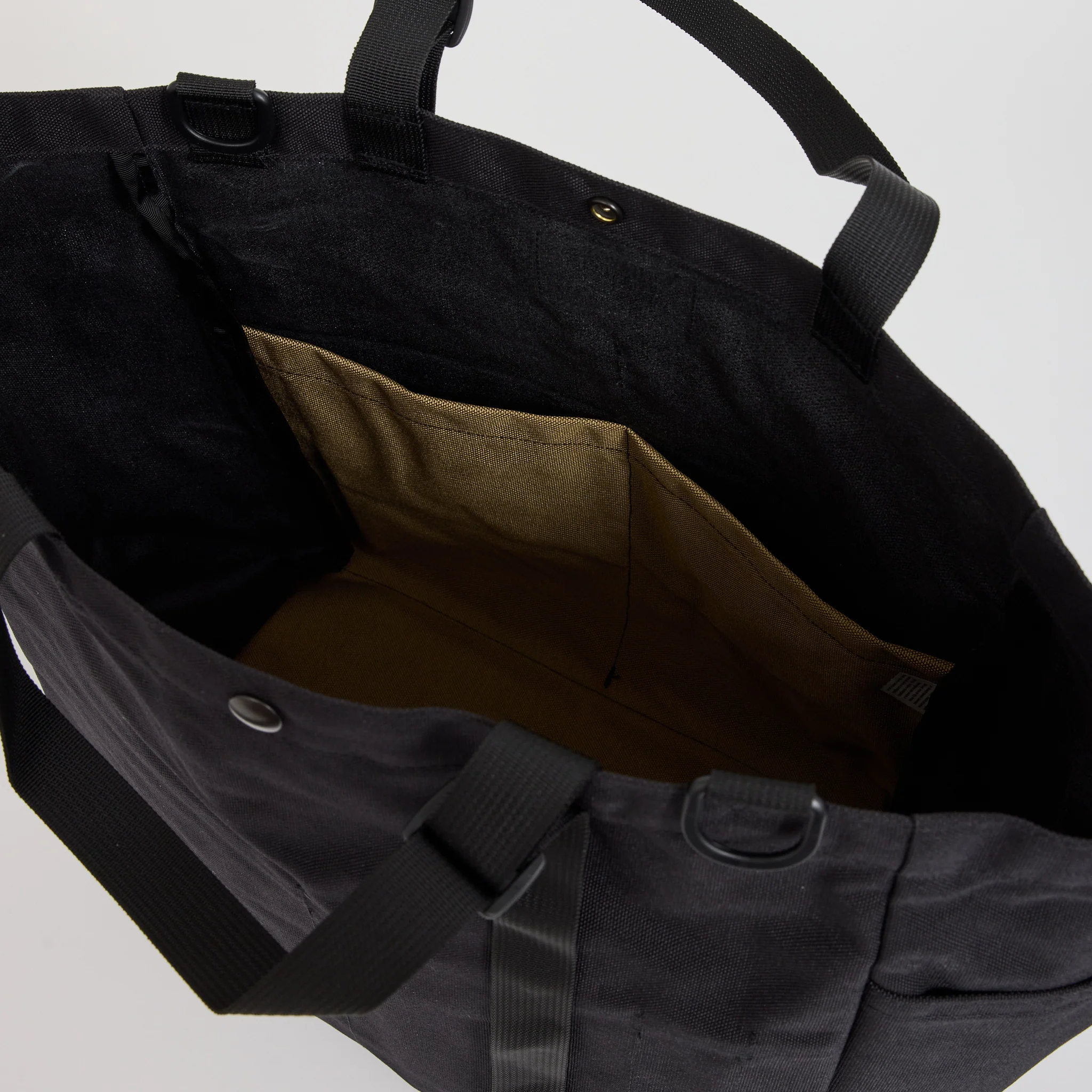 Carry-All Beach Bag Black - Image 6