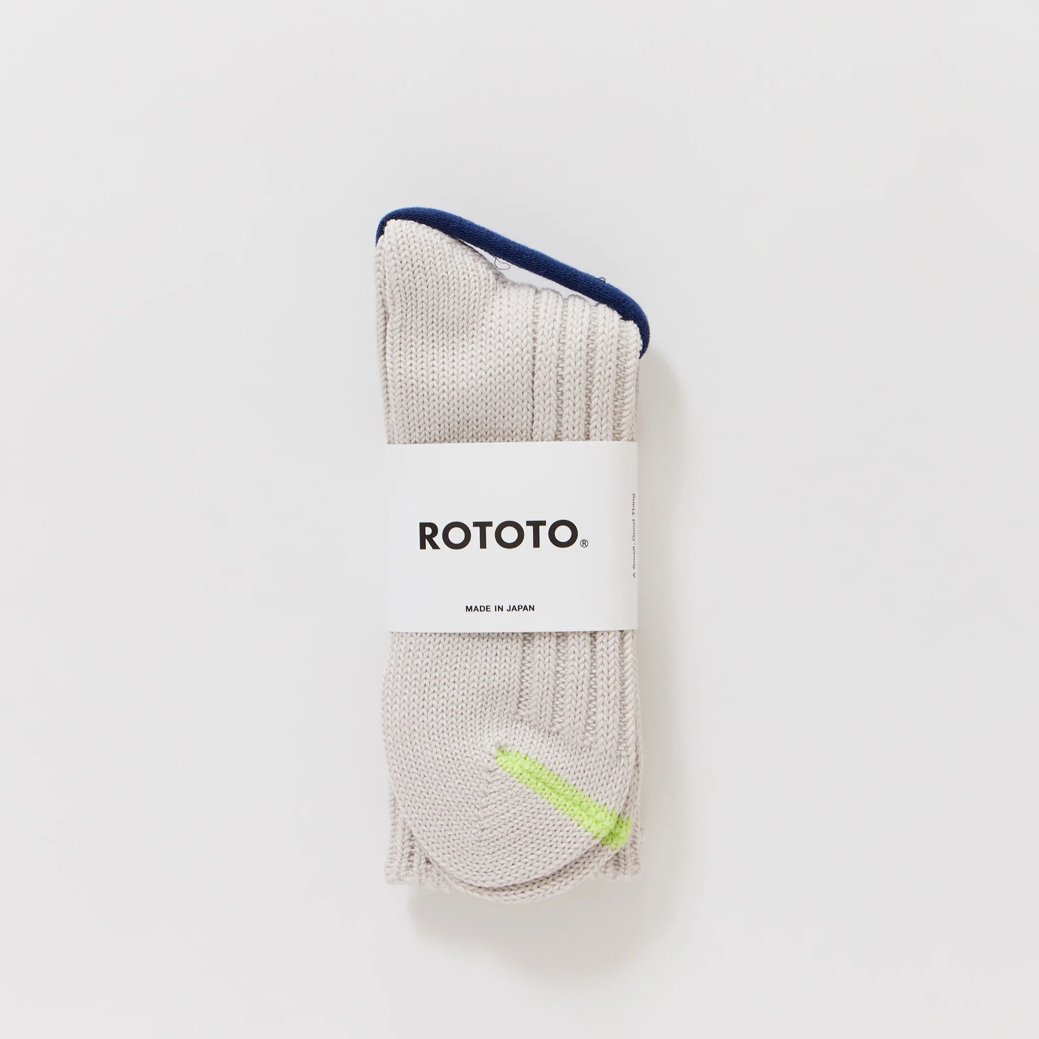 Chunky Ribbed Crew Socks Pale Grey - Image 2