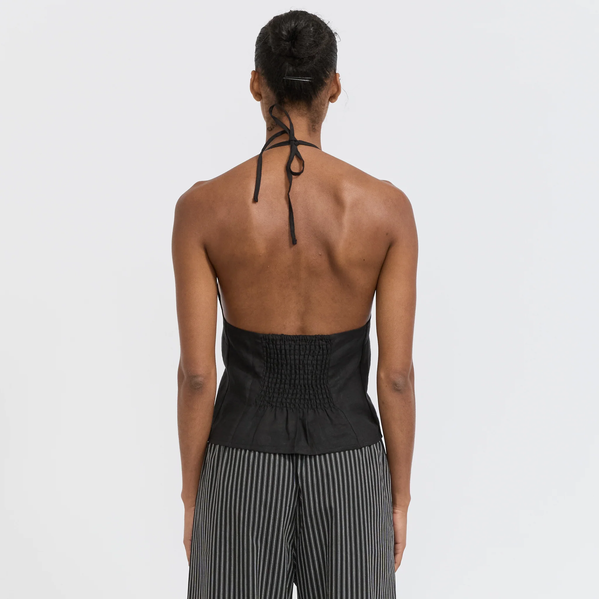 Close Halter Top Black - Image 4