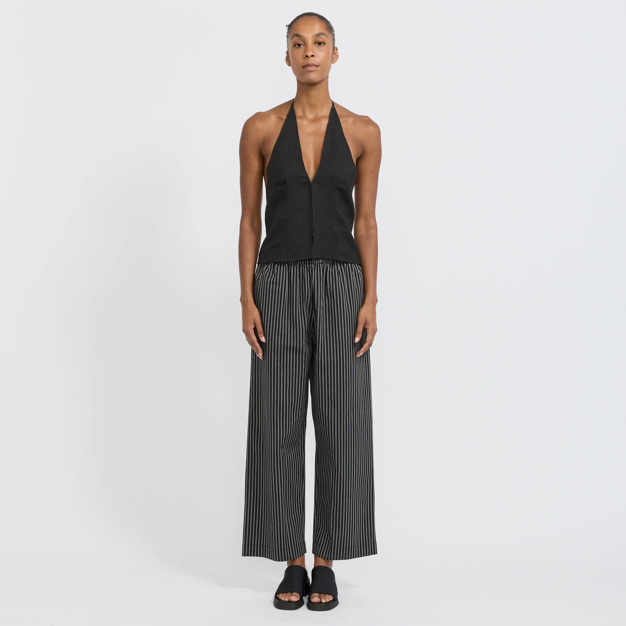 Close Halter Top Black - Image 7