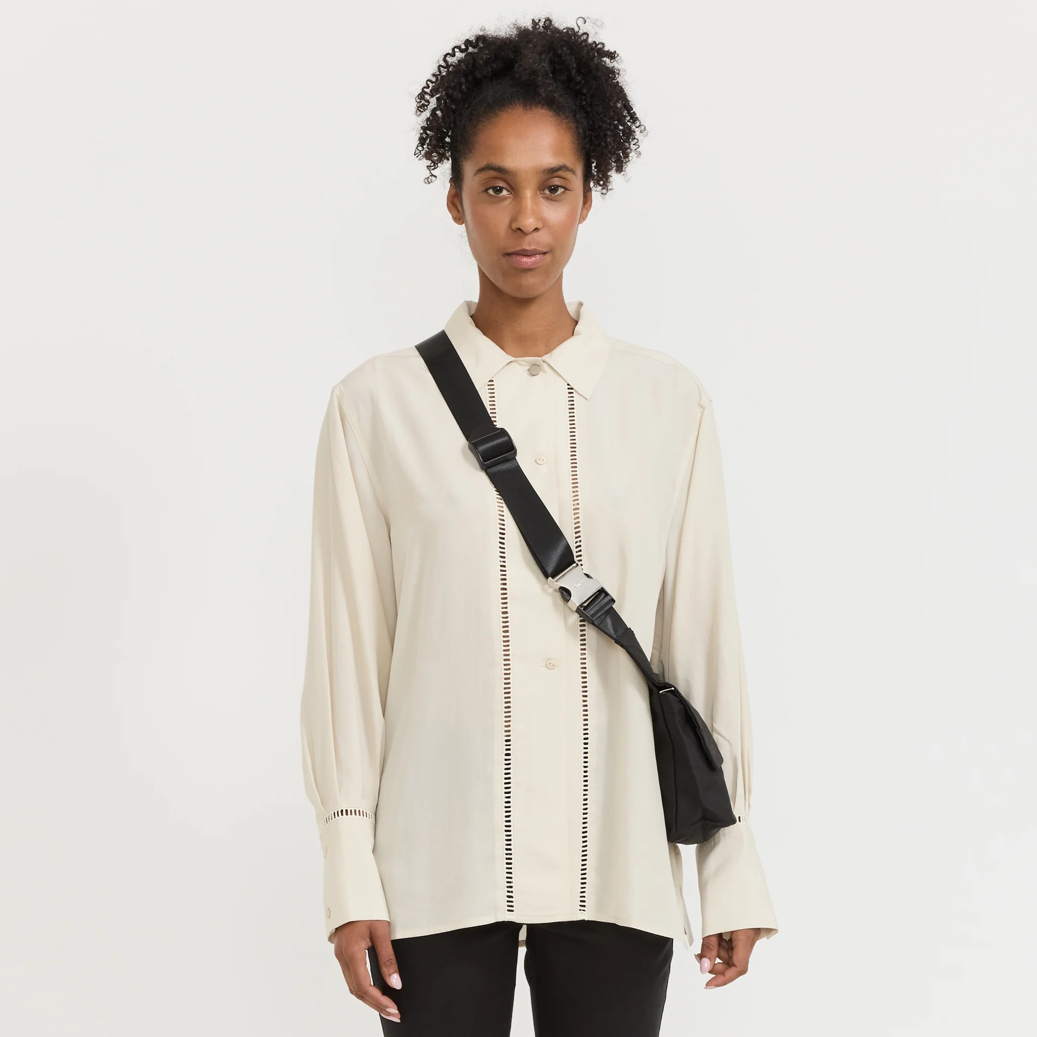 Club Cross Body Black - Image 5