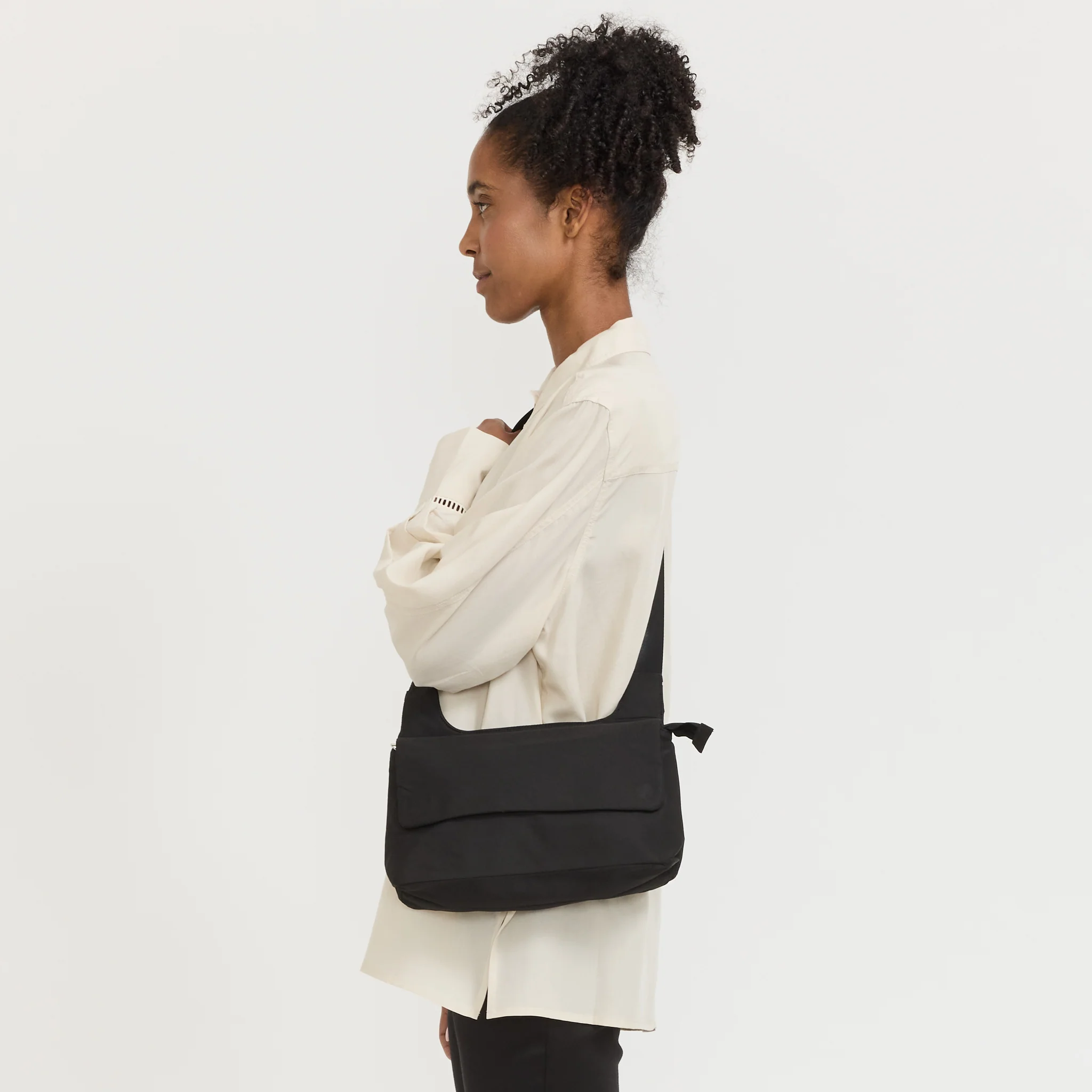 Club Cross Body Black - Image 7