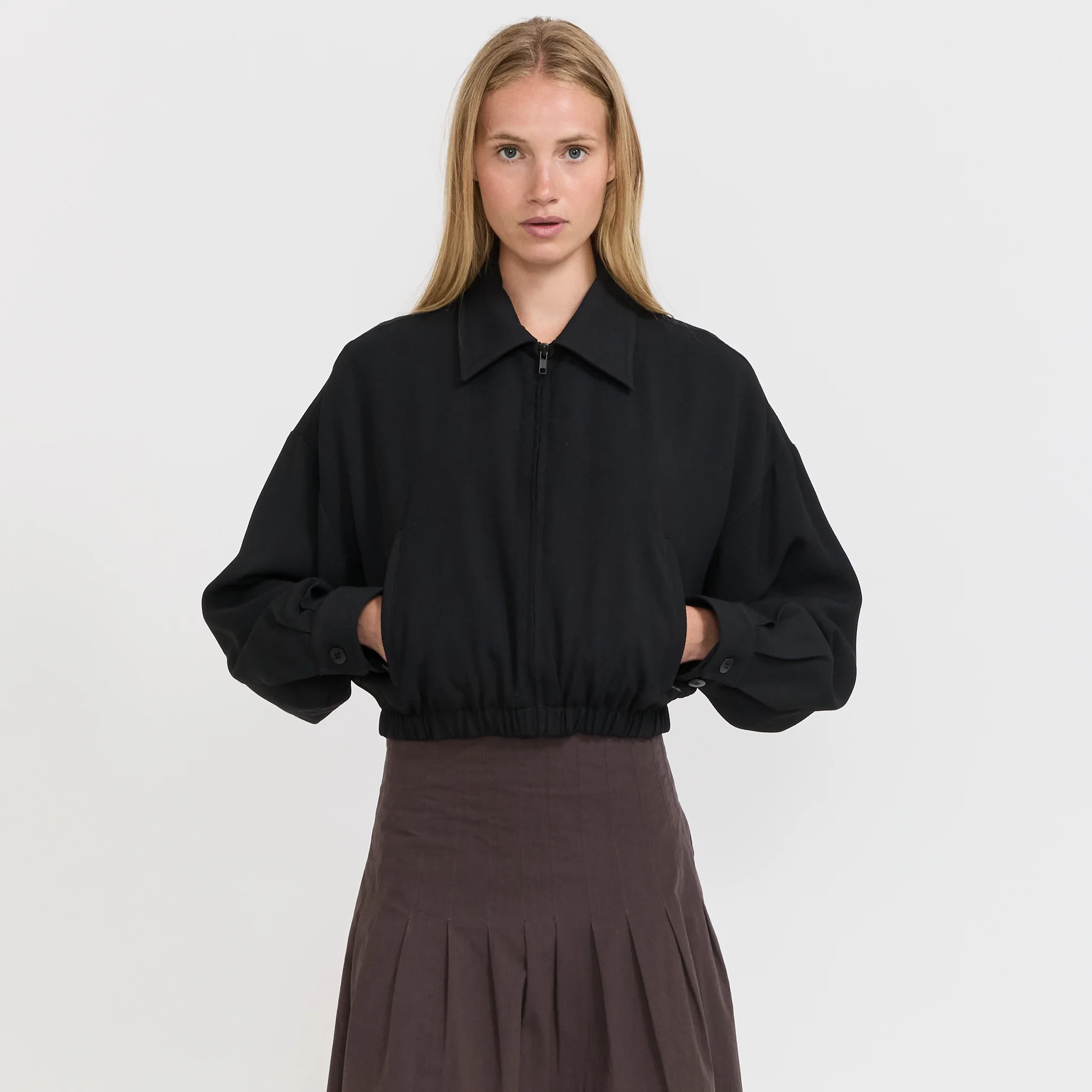 Cropped Twill Jacket Black - Image 5