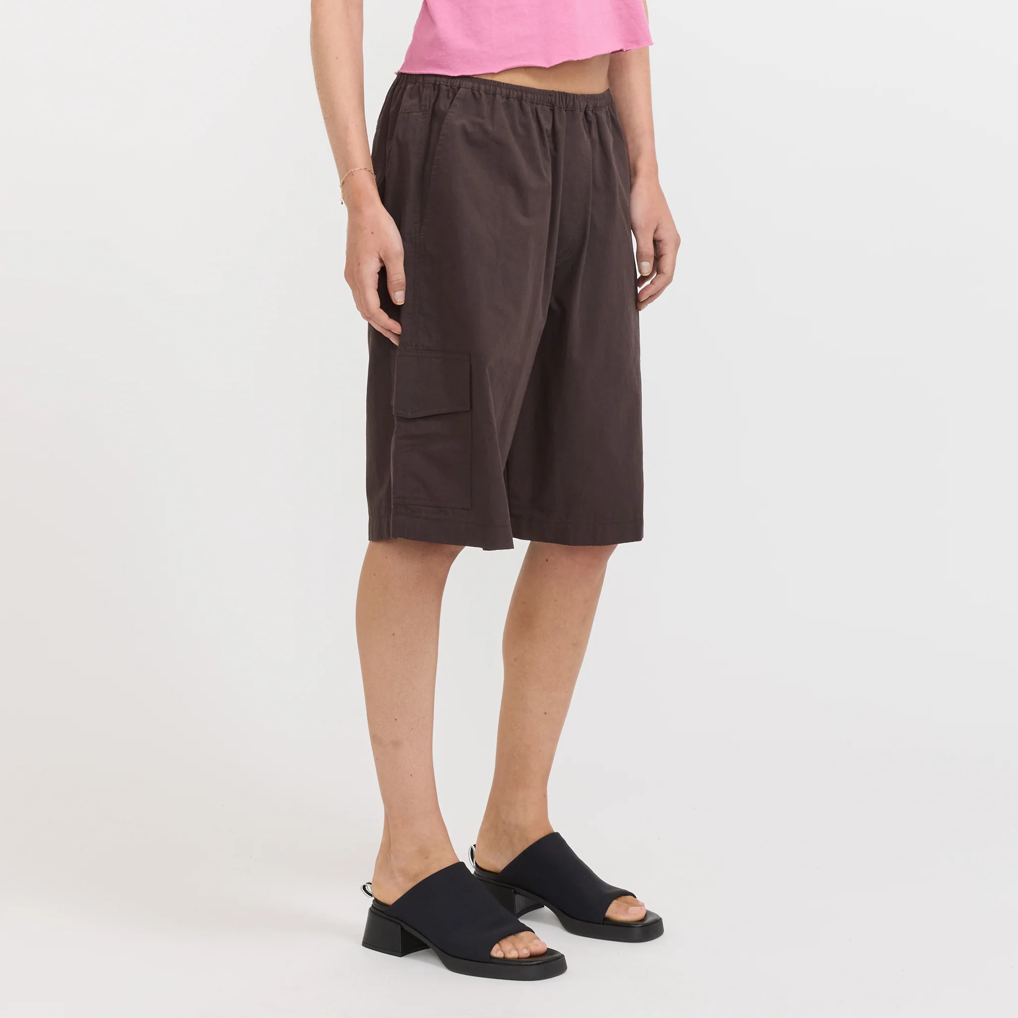 Crushed Cotton Cargo Short Chocolate - Image 3