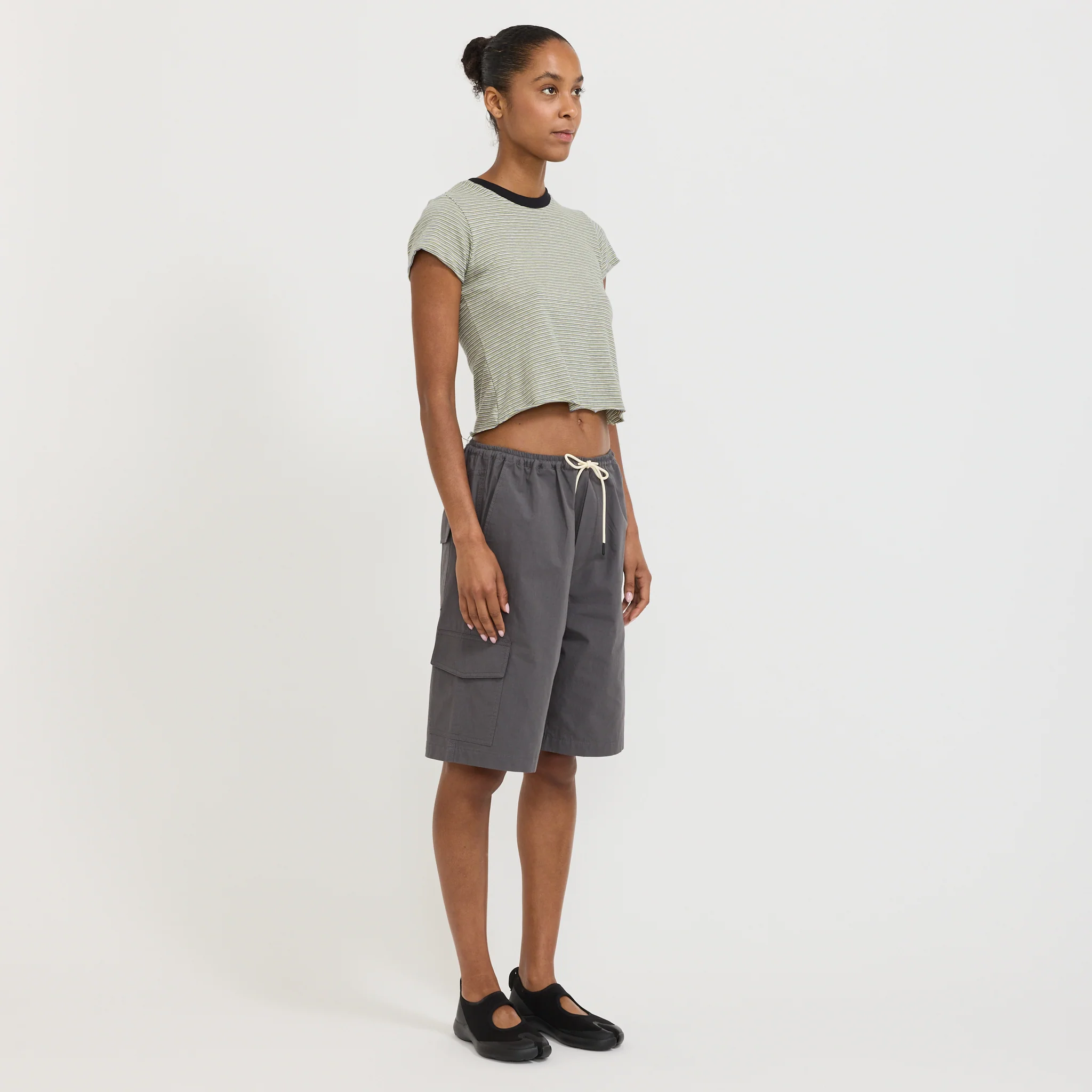 Crushed Cotton Cargo Short Washed Black - Image 2