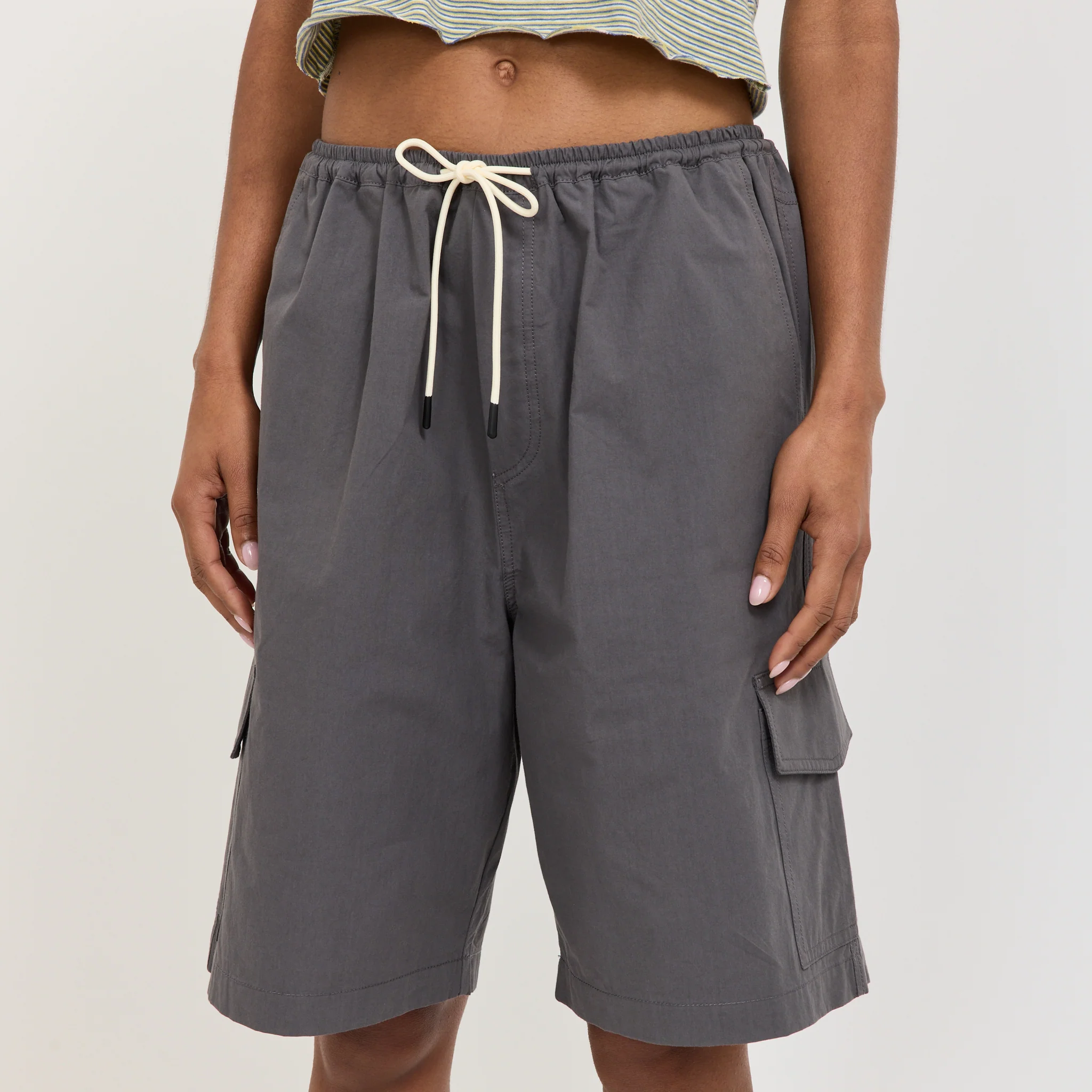 Crushed Cotton Cargo Short Washed Black - Image 6
