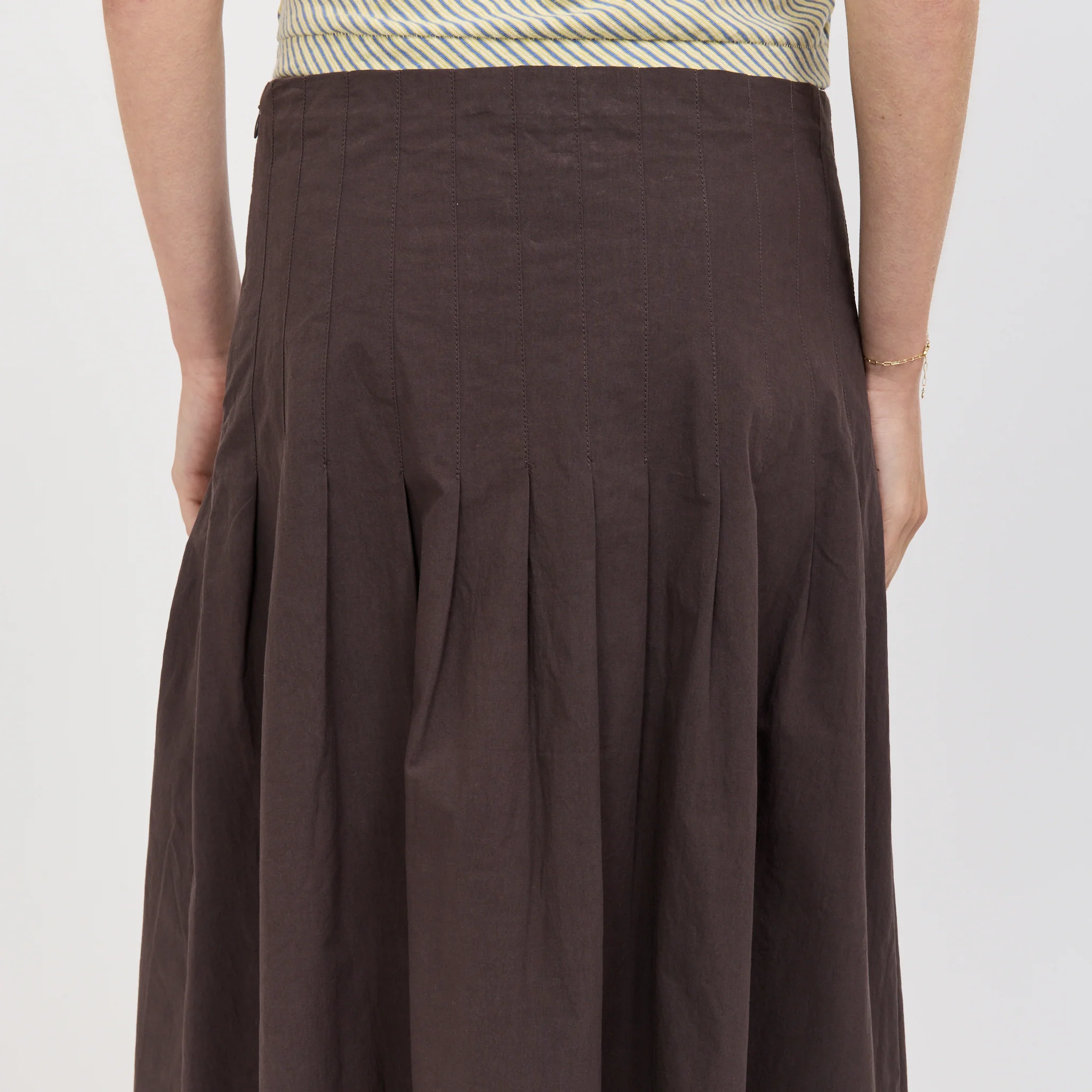 Crushed Cotton Pleated Skirt Chocolate - Image 6