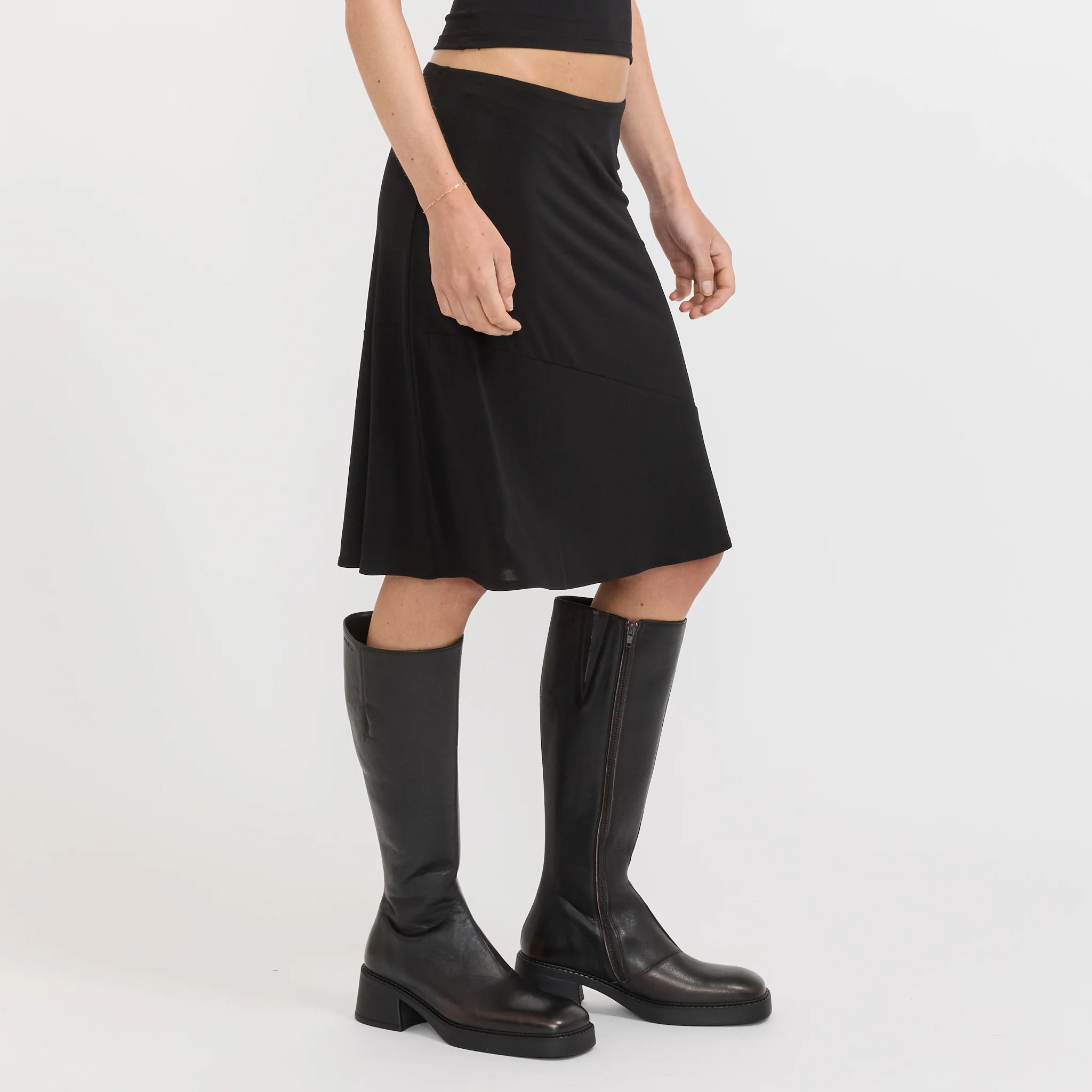 Debut Skirt Black - Image 3