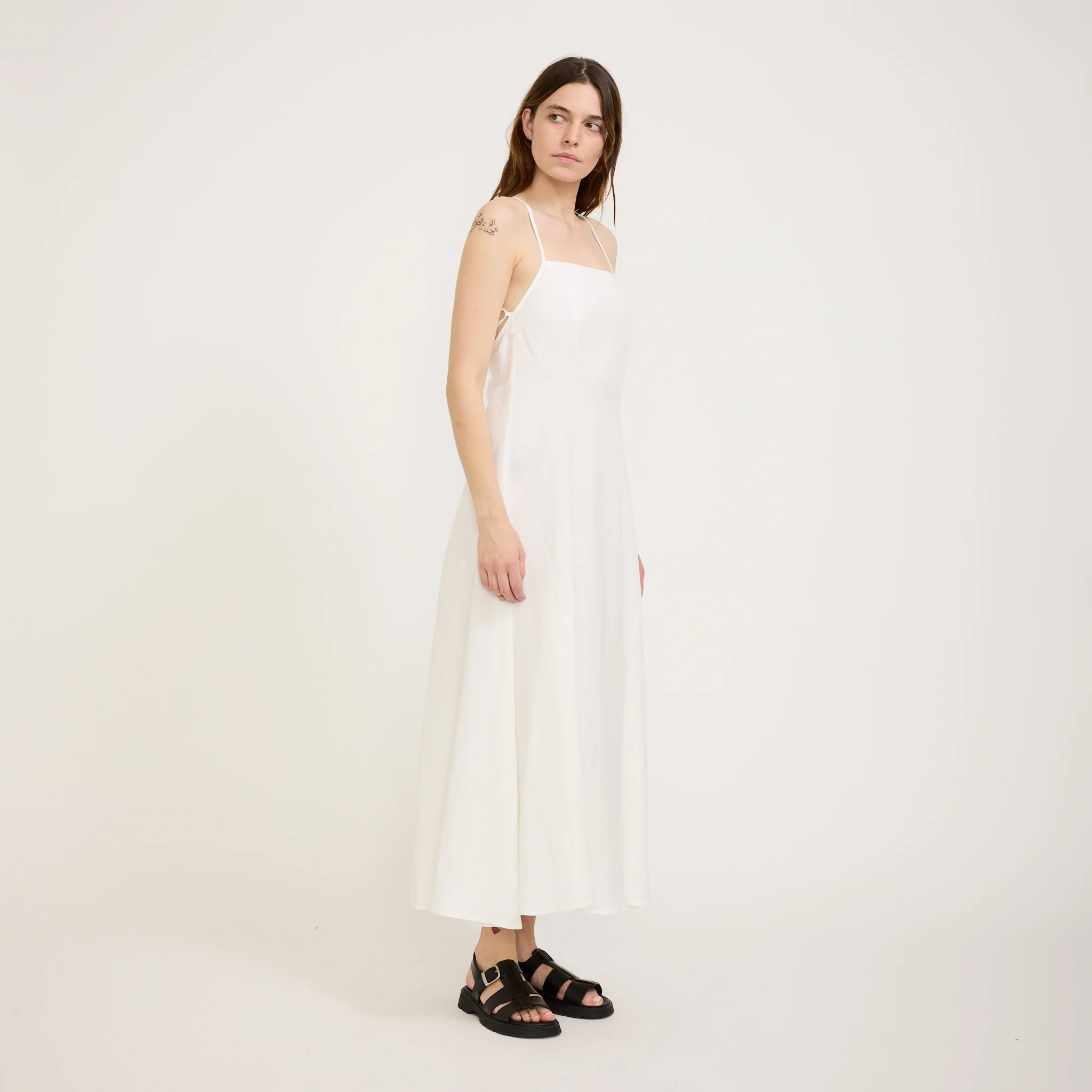 Dinali Dress Linen White - Image 2