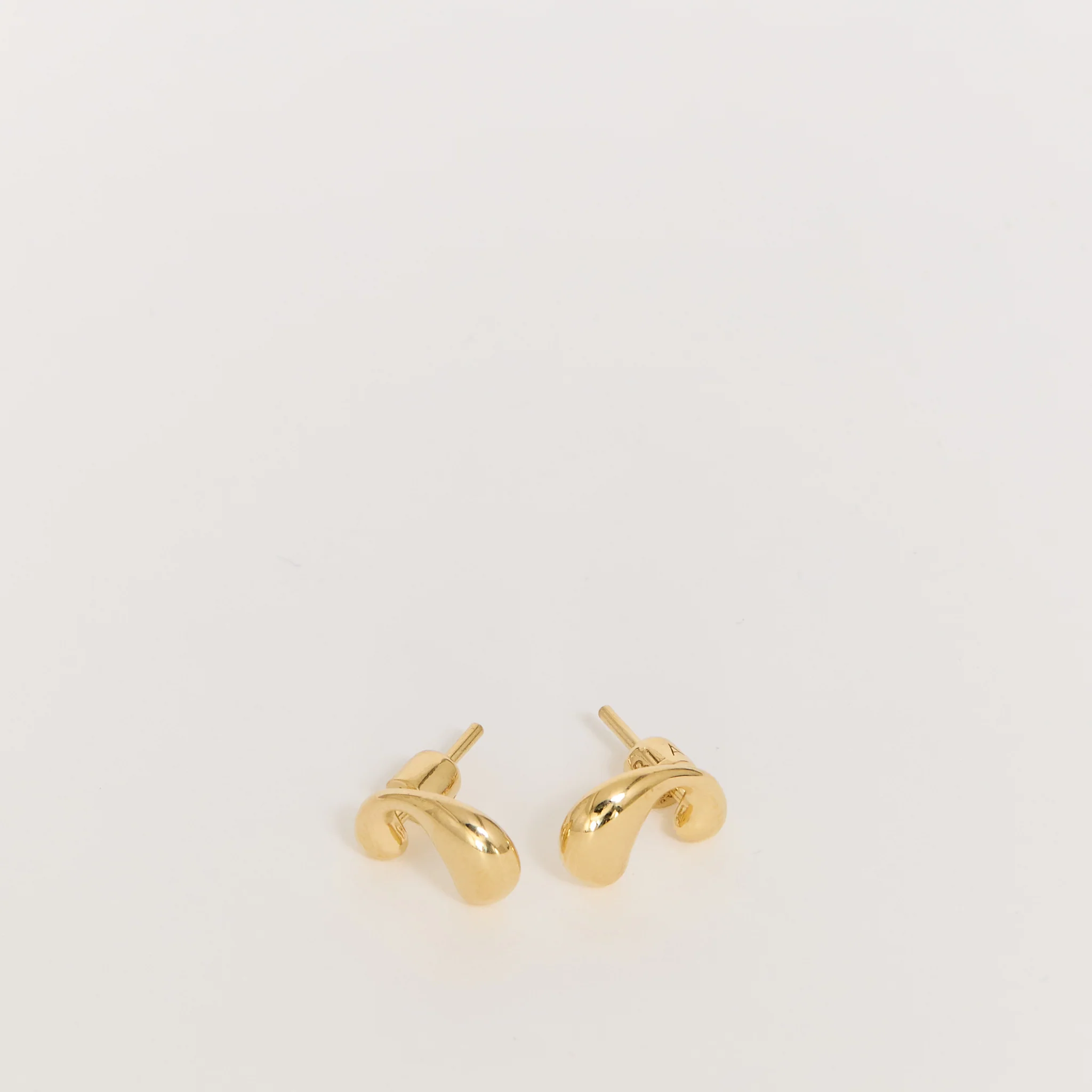 Dolphin Splash Studs Pair Gold - Image 2