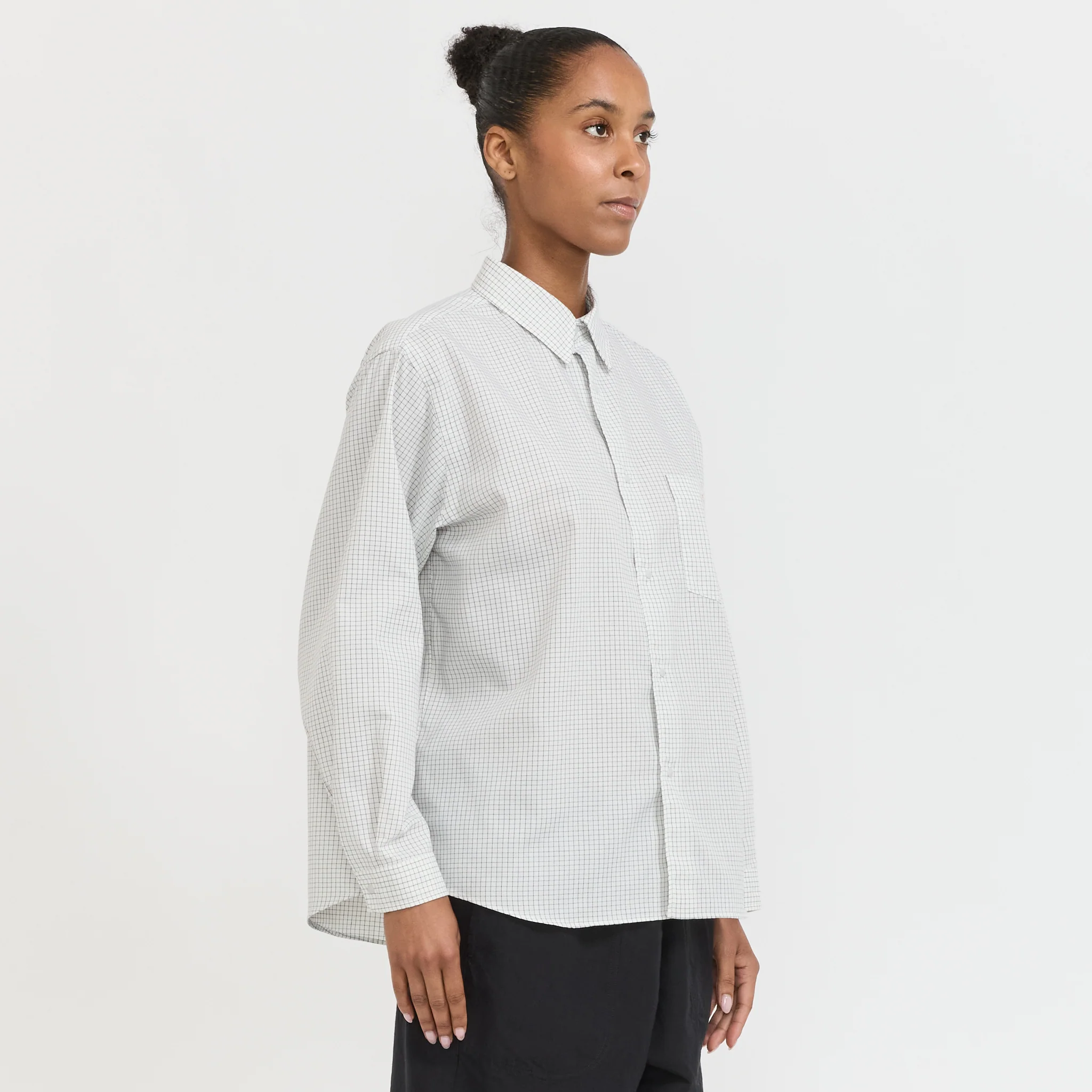 Dot Button Regular Collar Shirt L/S Off White/Navy Check - Image 3