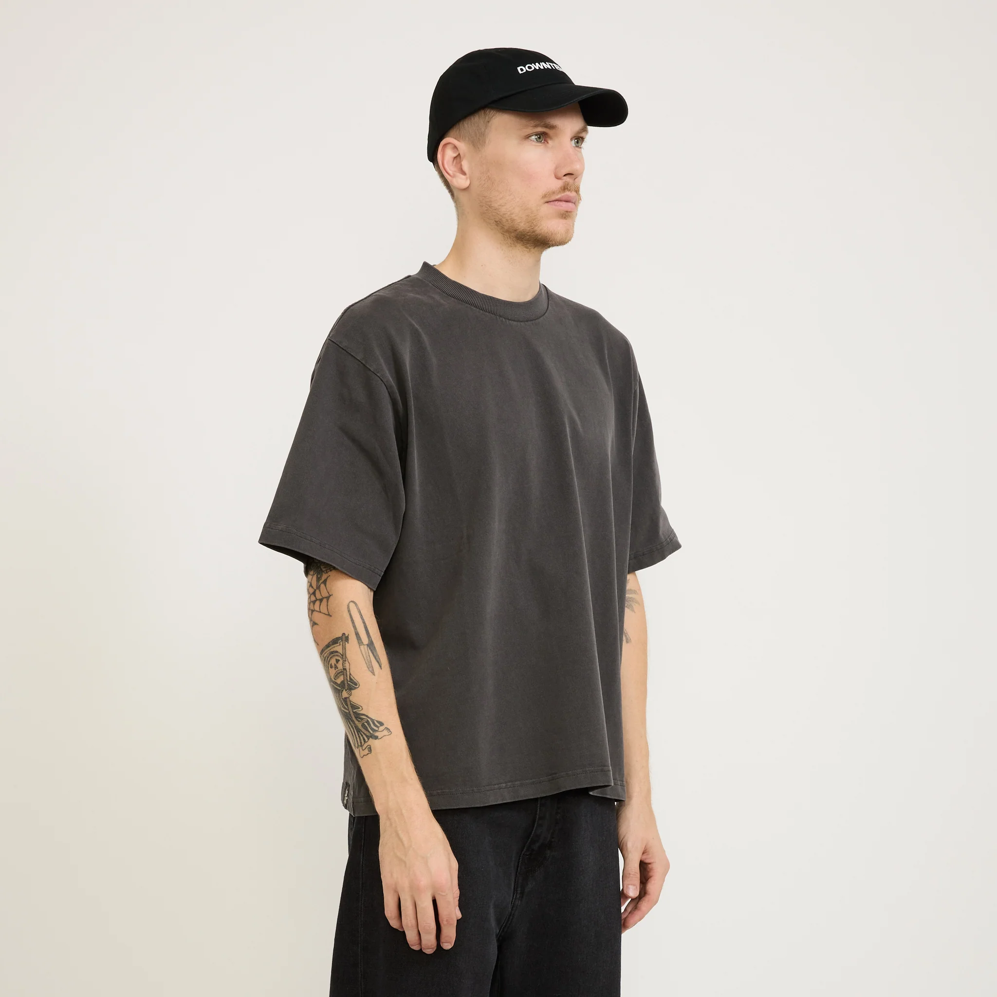Downtempo Embroidered Cap Black/White - Image 3