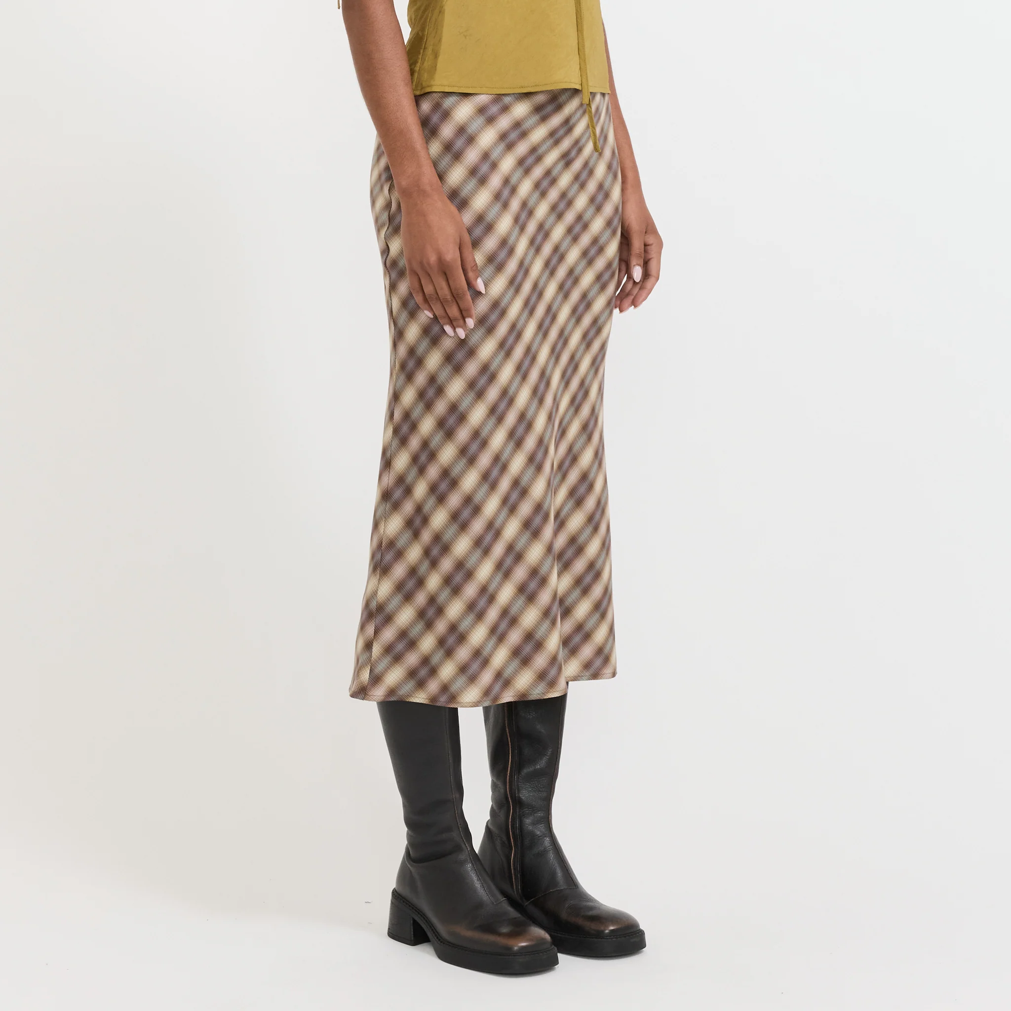 Enmesh Skirt Blur Check - Image 3