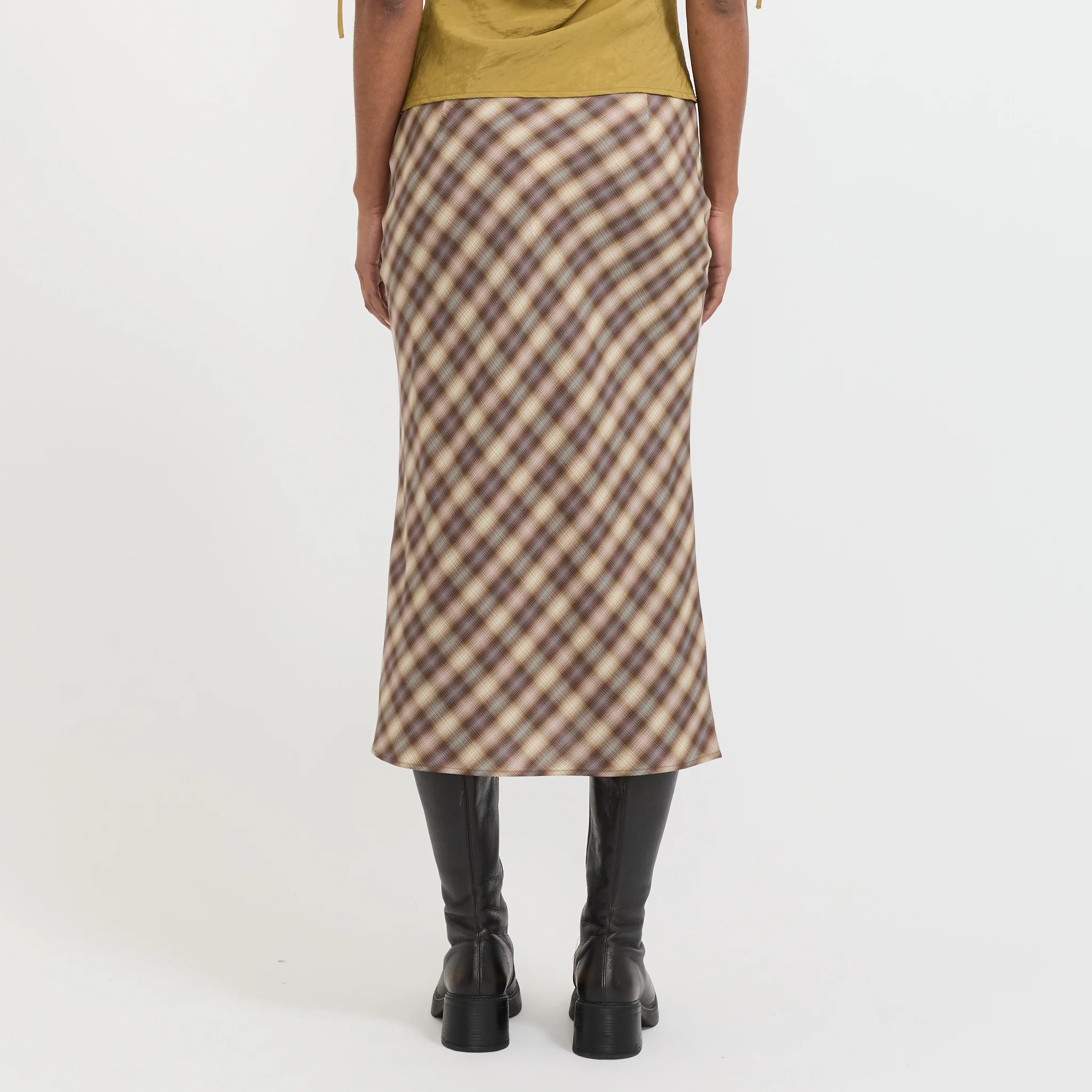 Enmesh Skirt Blur Check - Image 4