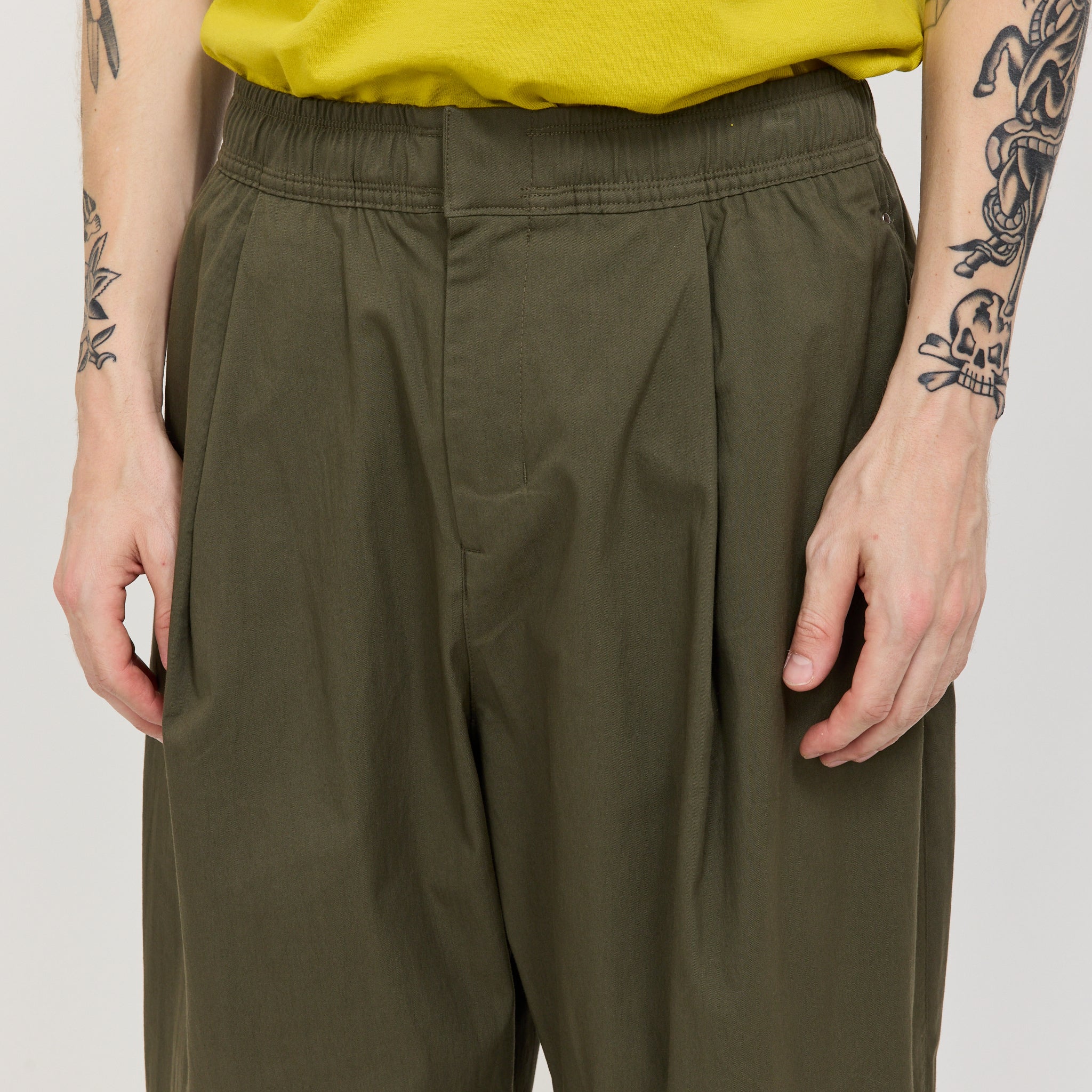 EVD Twill Wide Pant New Taupe Green - Image 5