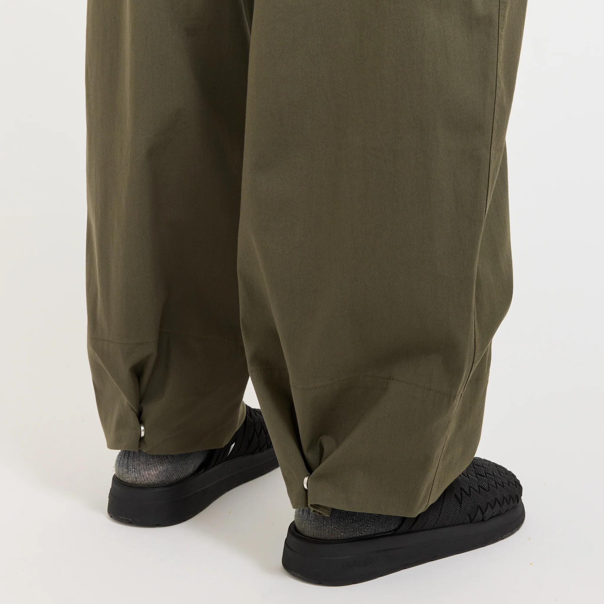 EVD Twill Wide Pant New Taupe Green - Image 7