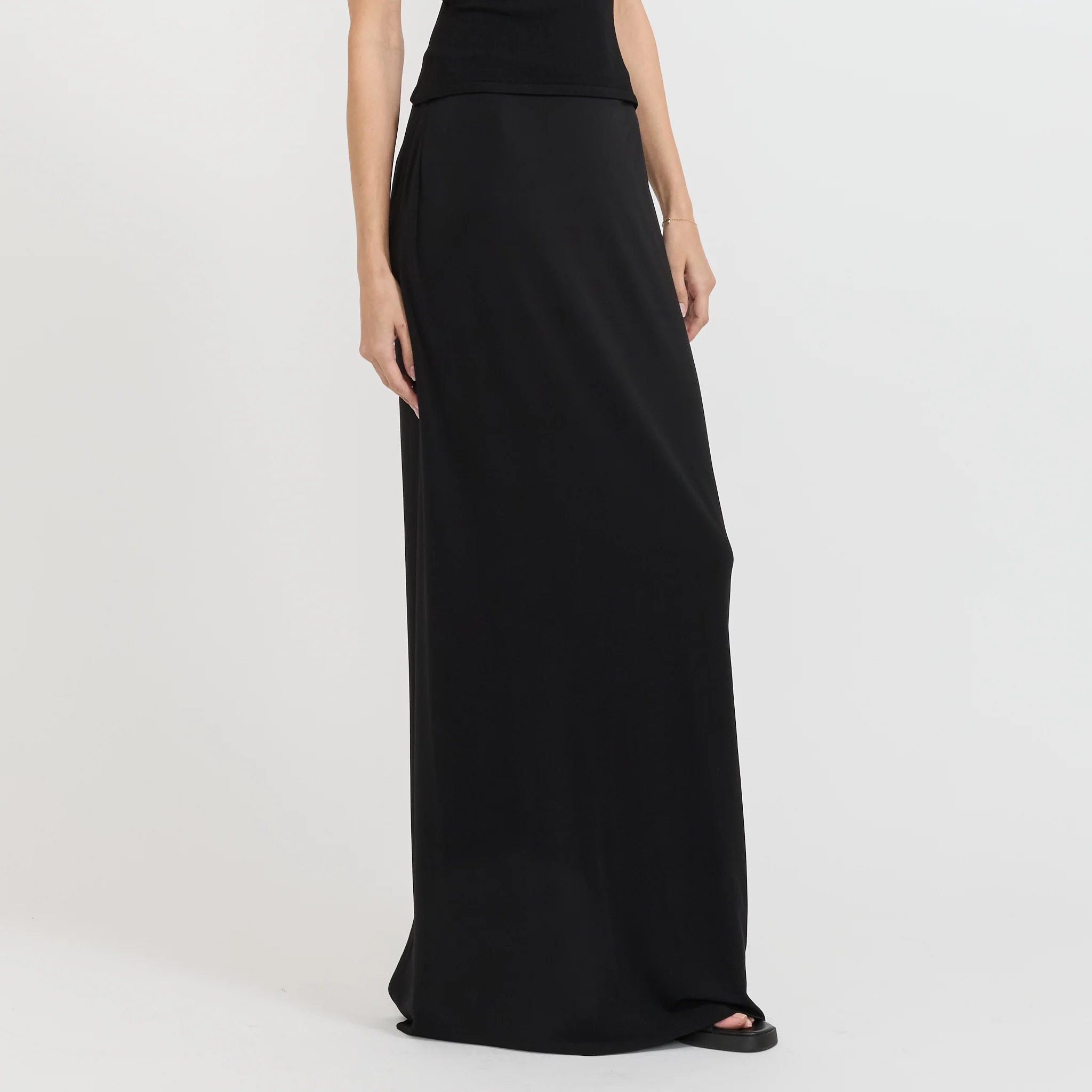 Everyday Skirt Black - Image 3
