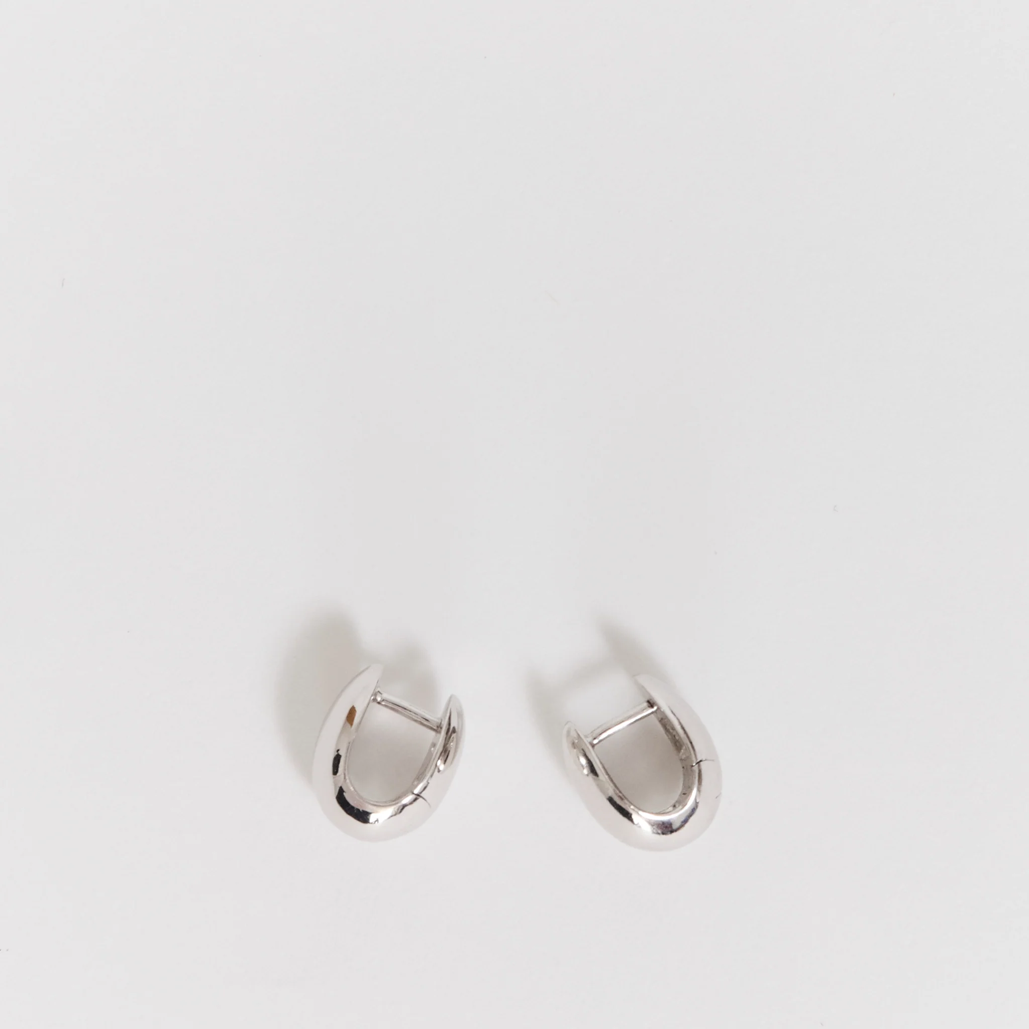 Finney Huggie Silver - Image 2