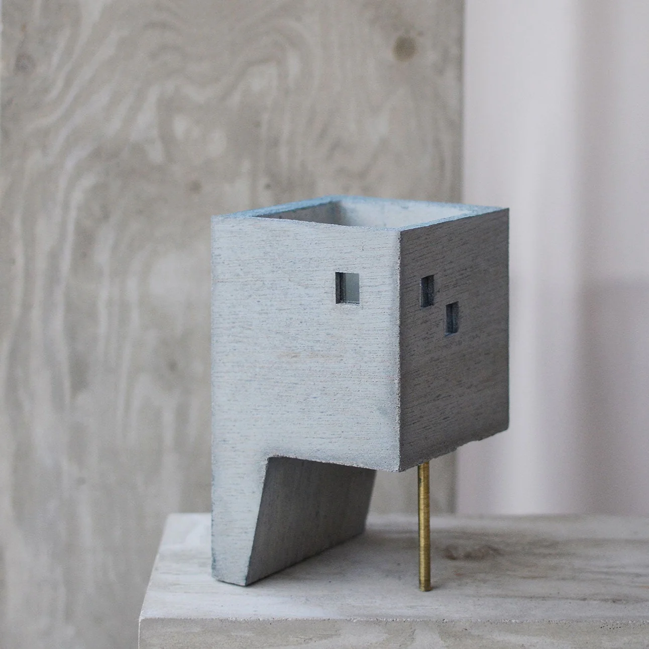 Garage Planter - Image 3