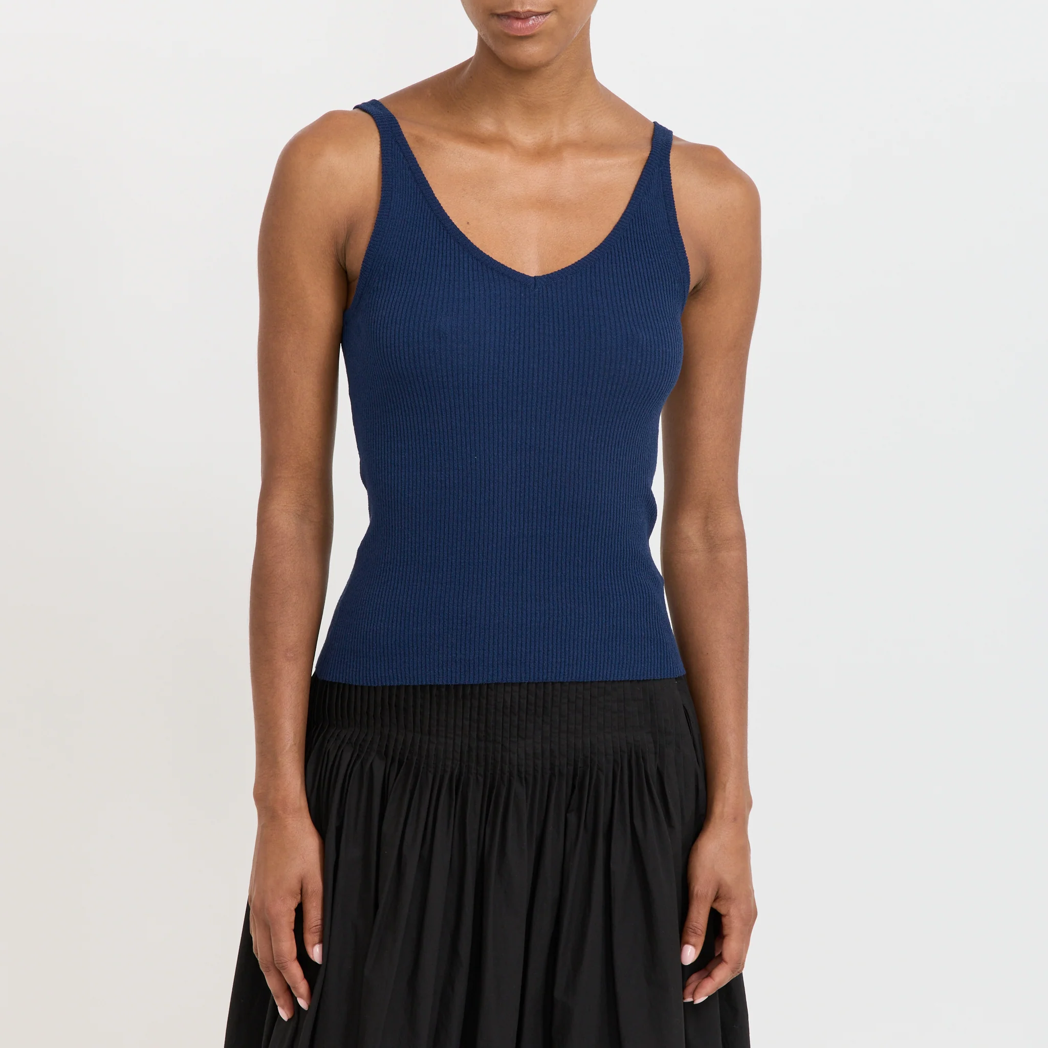Haze V-Neck Sleeveless Knit Top Navy - Image 5