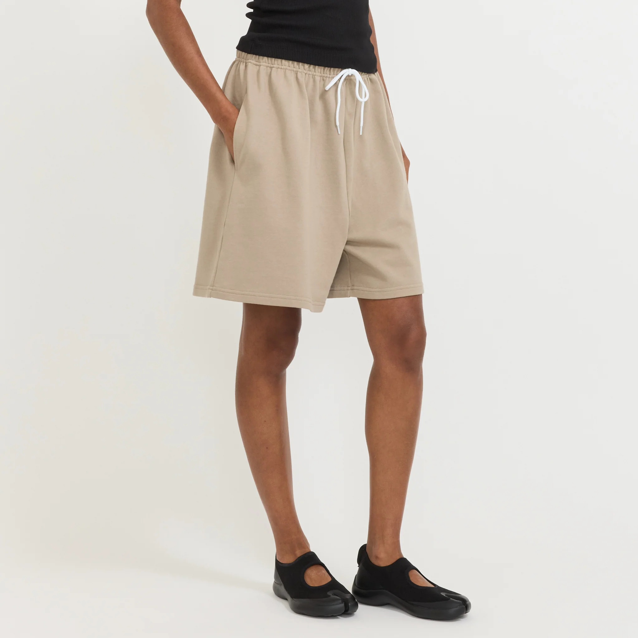 Hendrix Shorts Taupe - Image 3