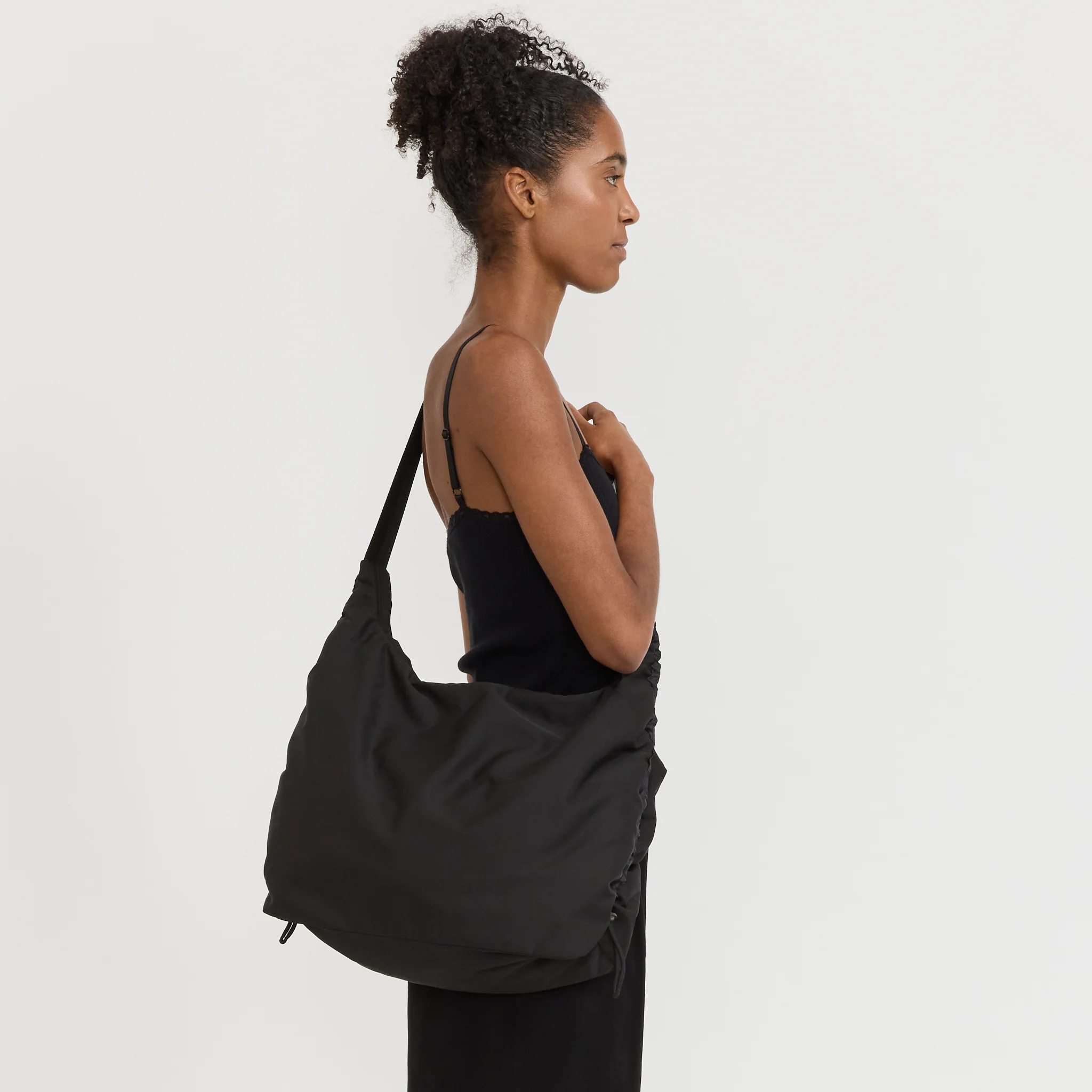 Hey Sling Bag Black - Image 4