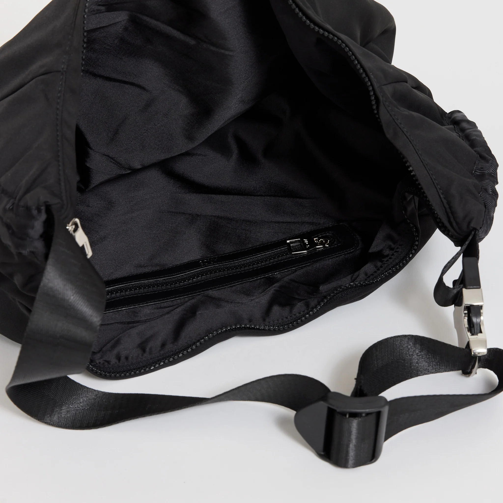 Hey Sling Bag Black - Image 6