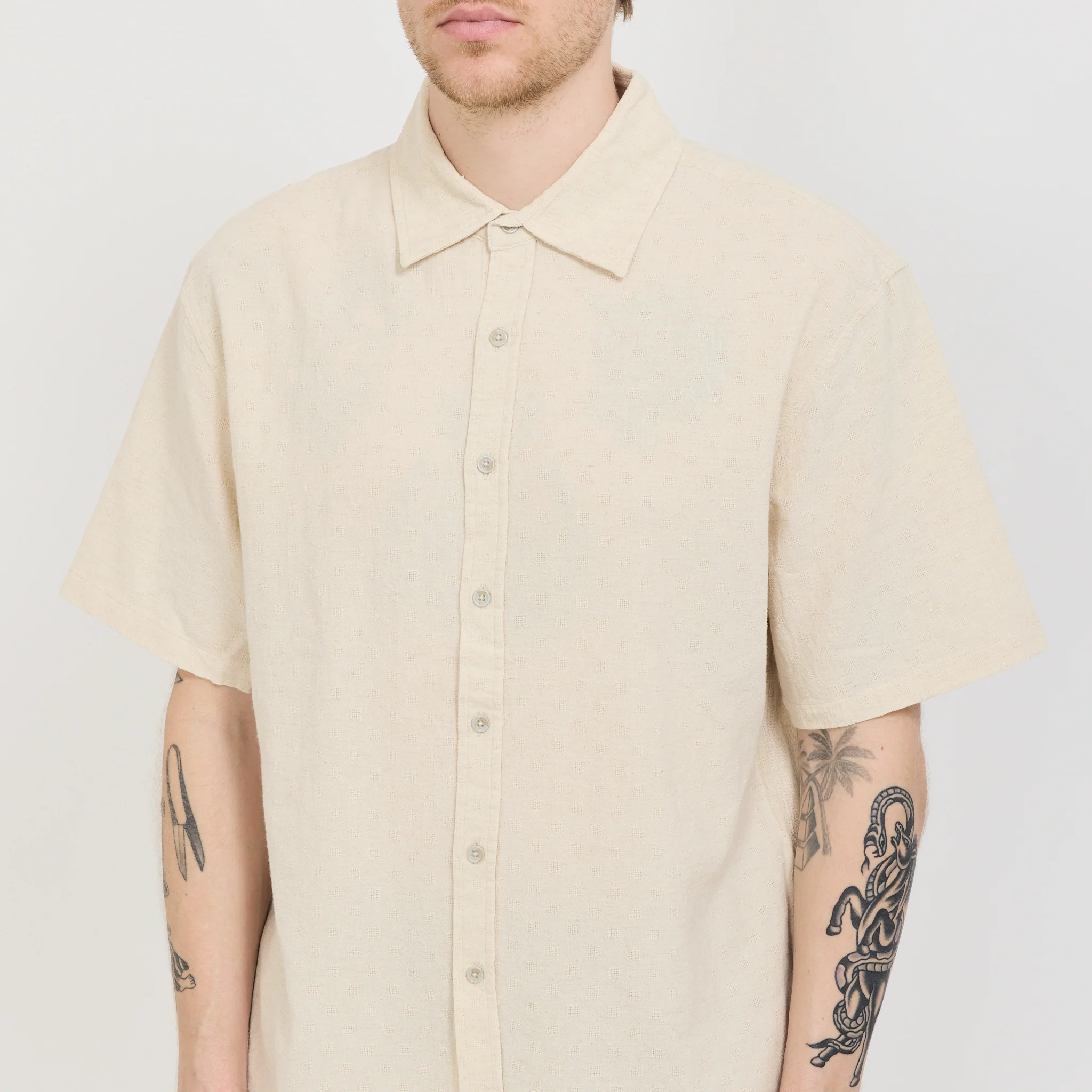 Hold SS Shirt Off White - Image 5