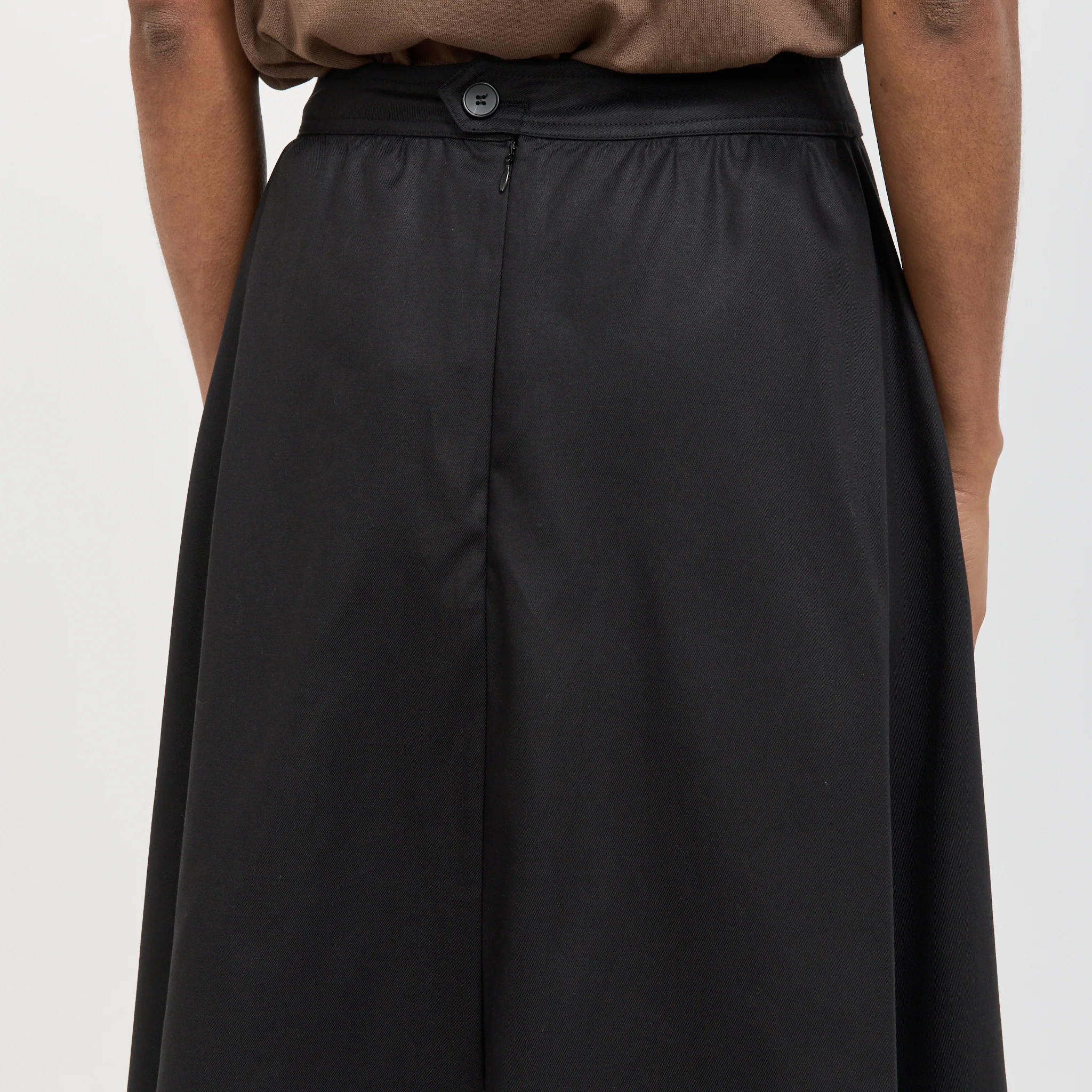 Jeanette Midi Pleated Skirt Black - Image 6