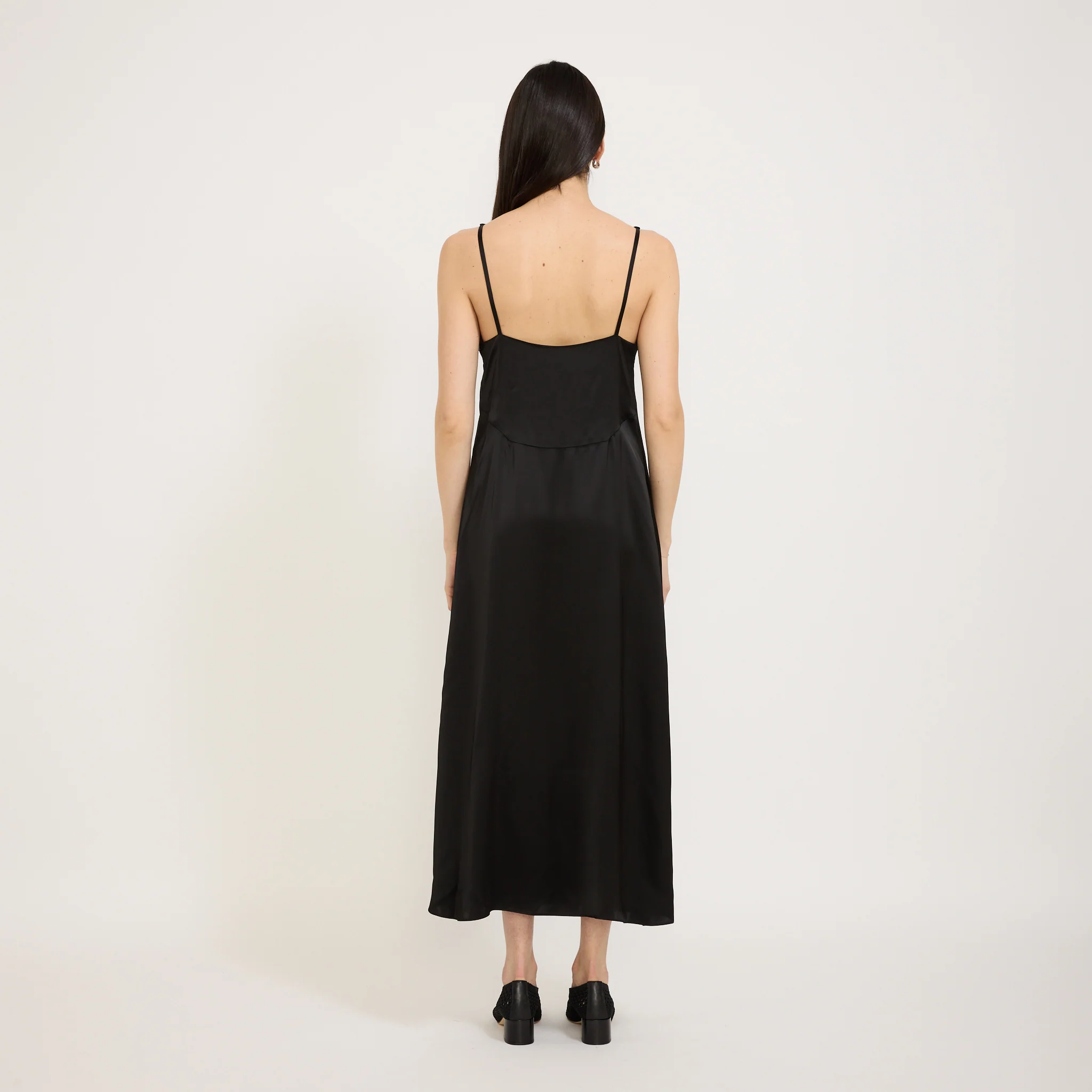 Junia Dress Black - Image 3