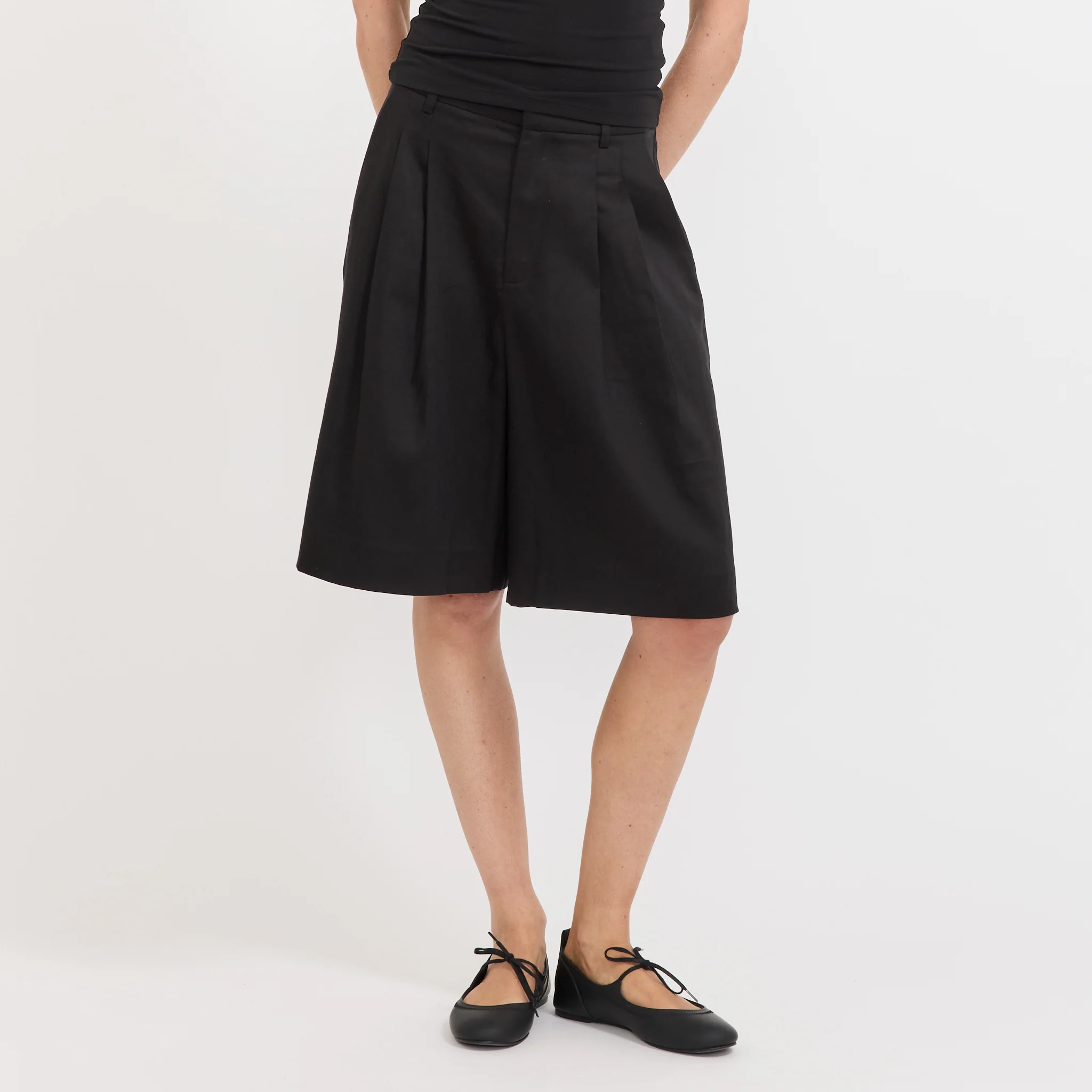 Junia Shorts Black