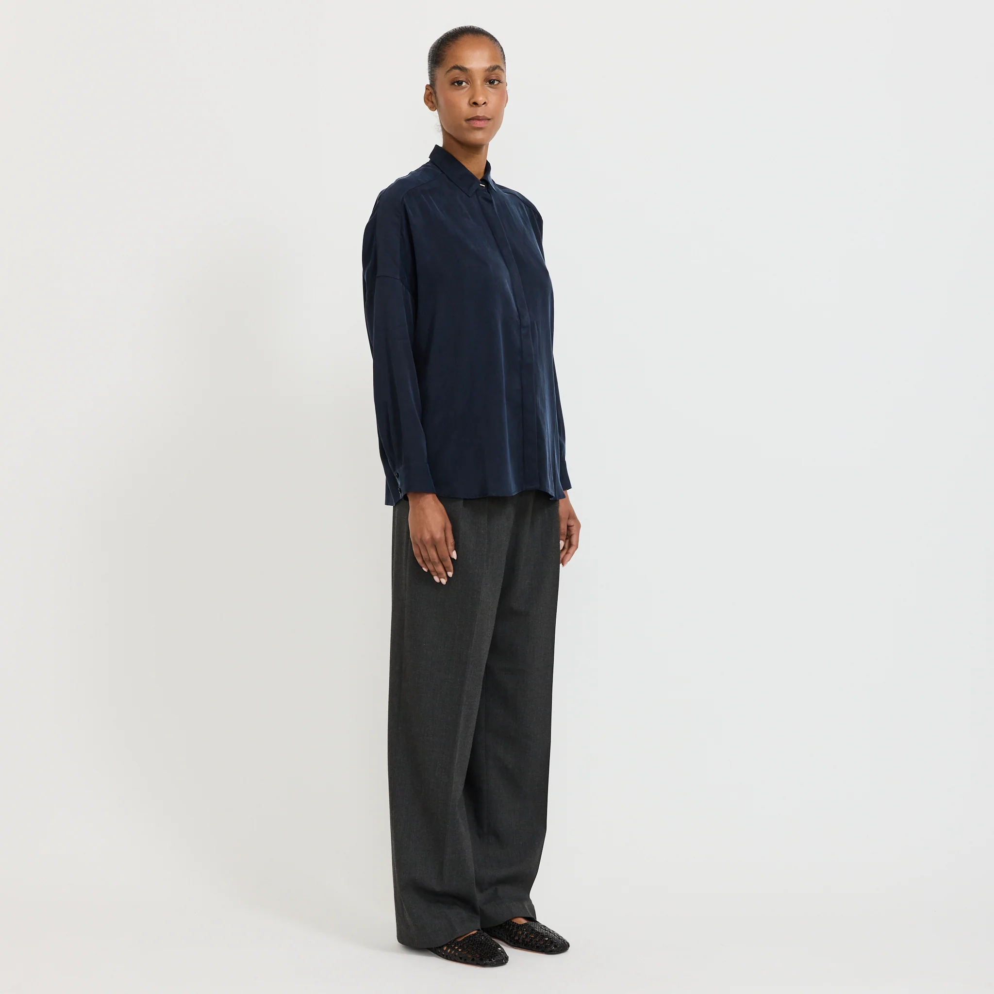 Lady D Shirt Navy - Image 7