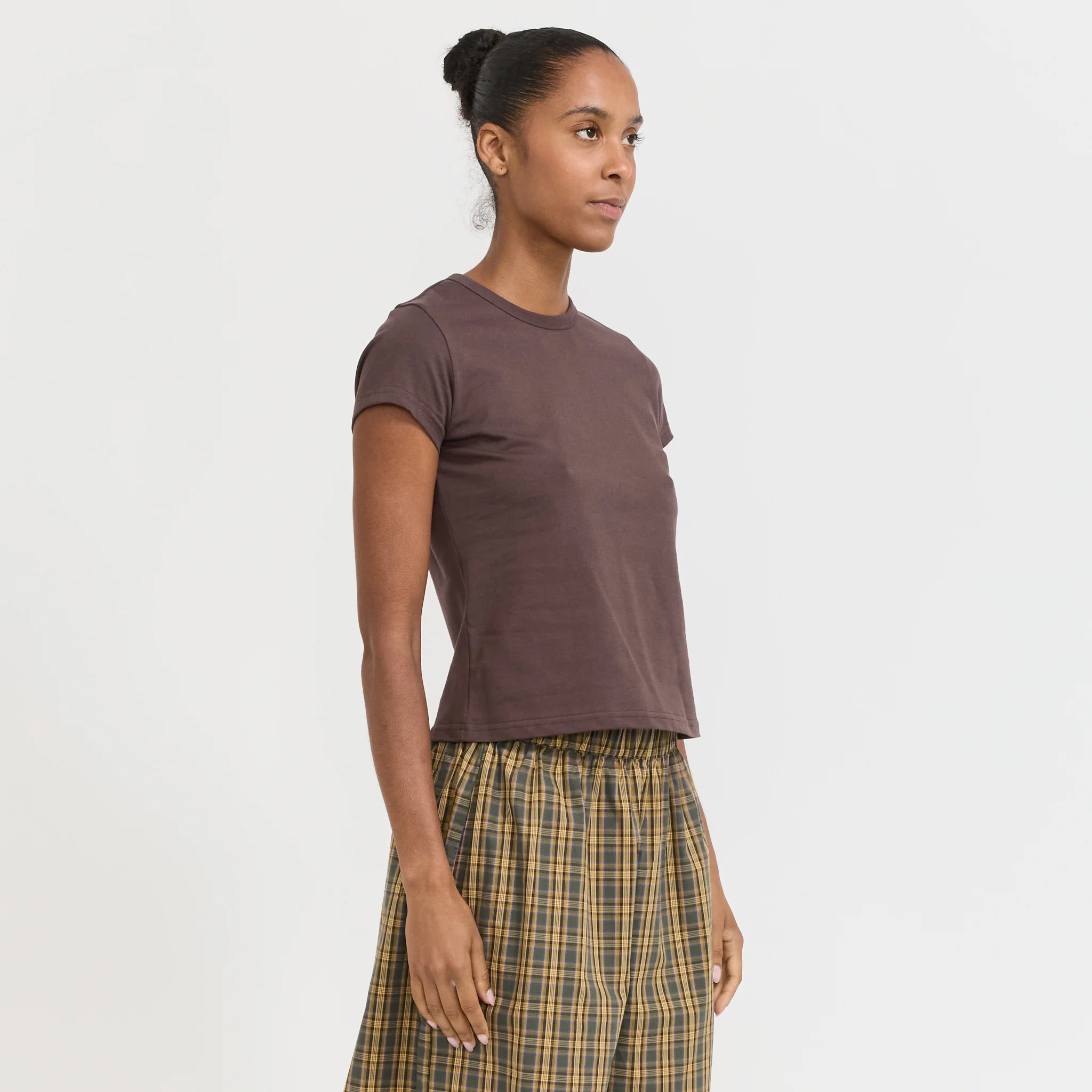 Laina Tee Brown - Image 3