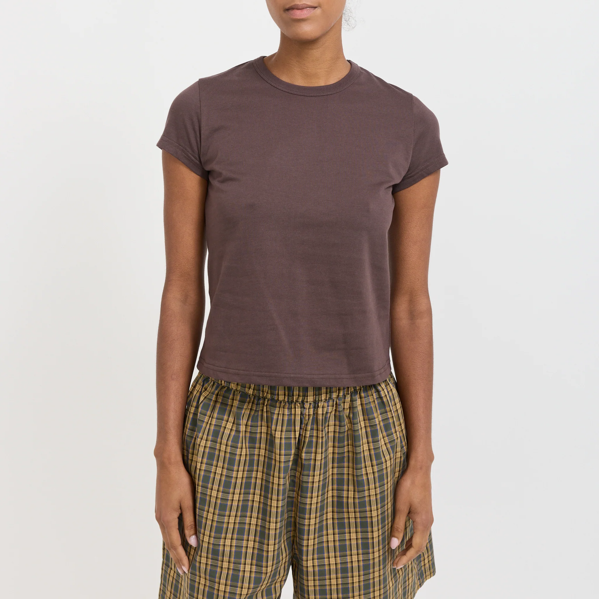 Laina Tee Brown - Image 5