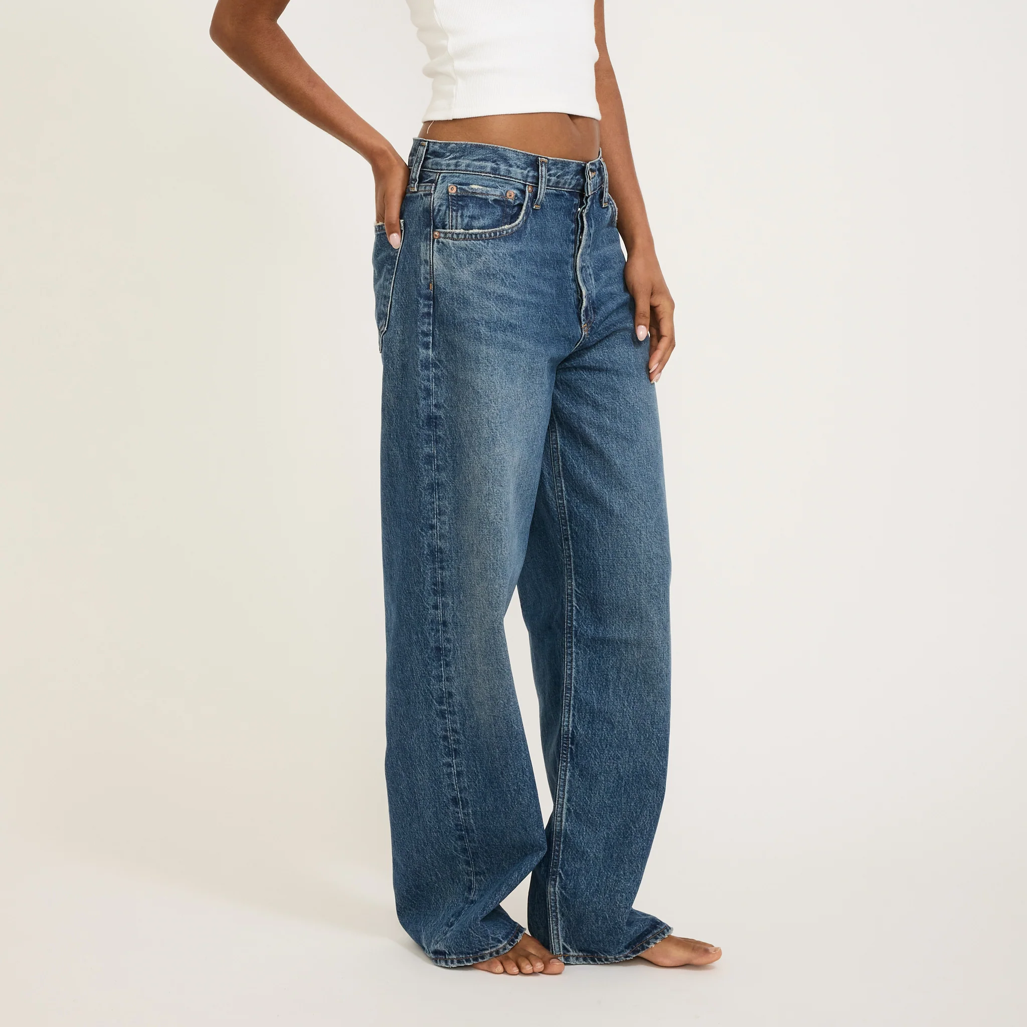 Low Slung Baggy Essence - Image 3