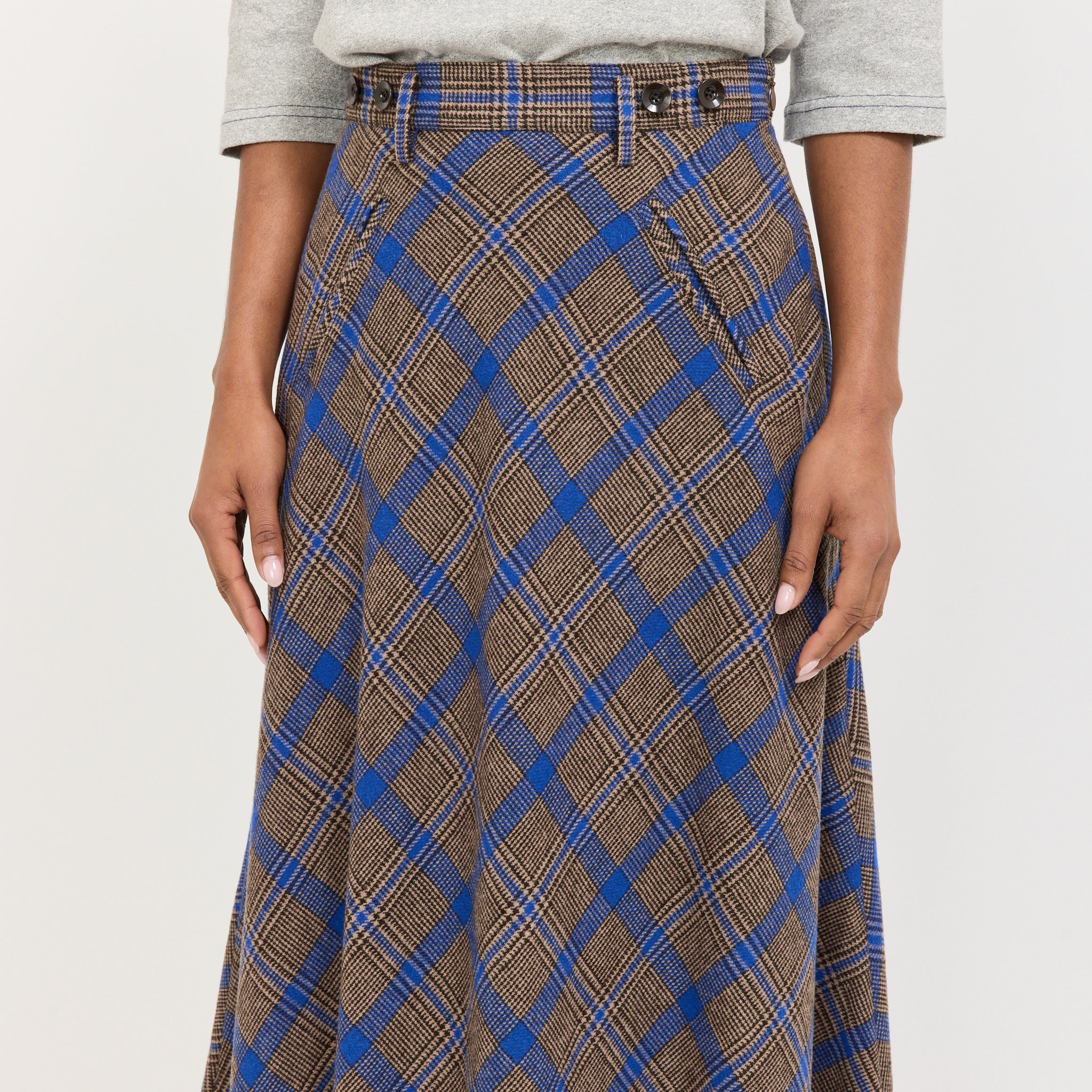 O.Check Long A-Line Skirt Brown - Image 5
