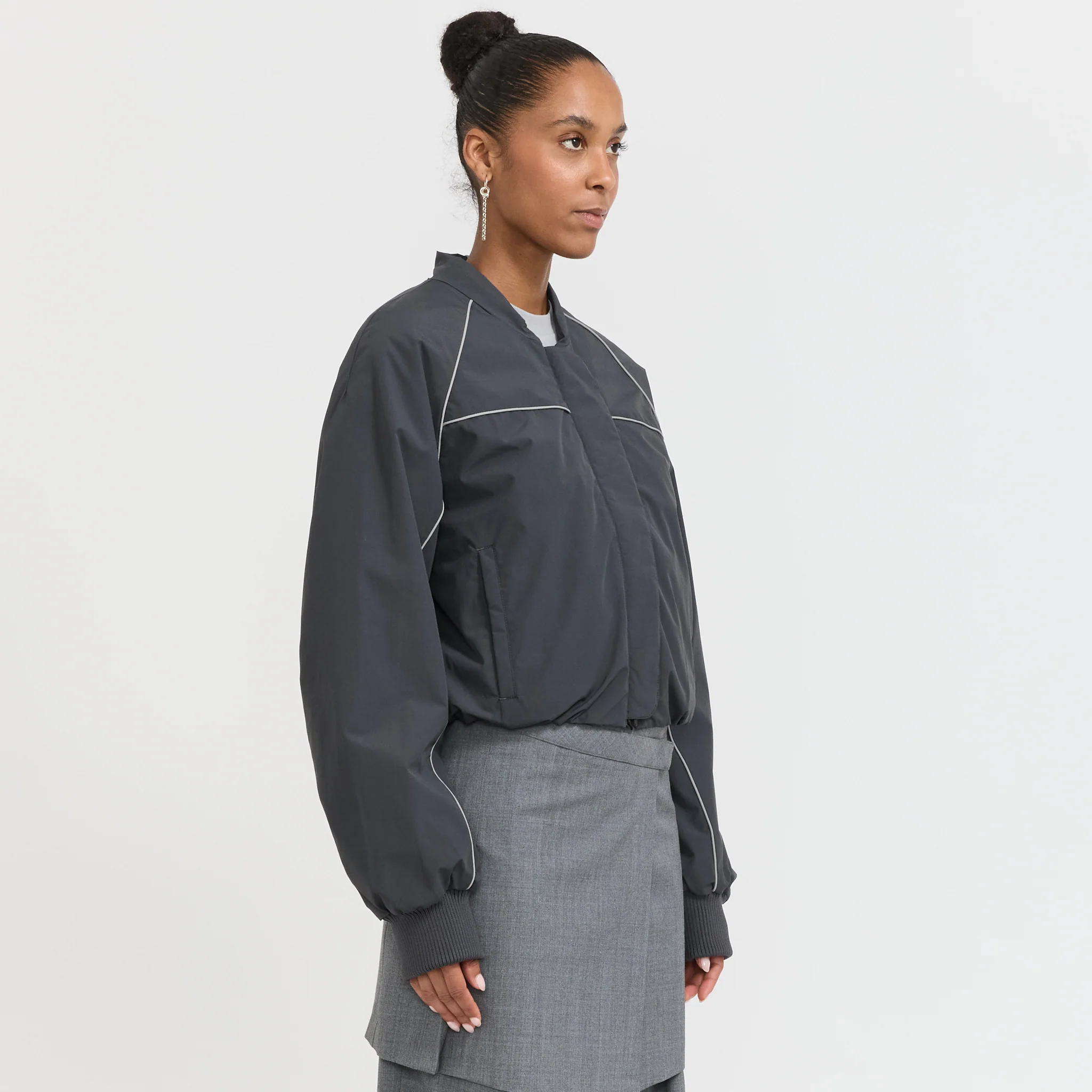 Ola Piping Bomber Jacket Asphalt - Image 4