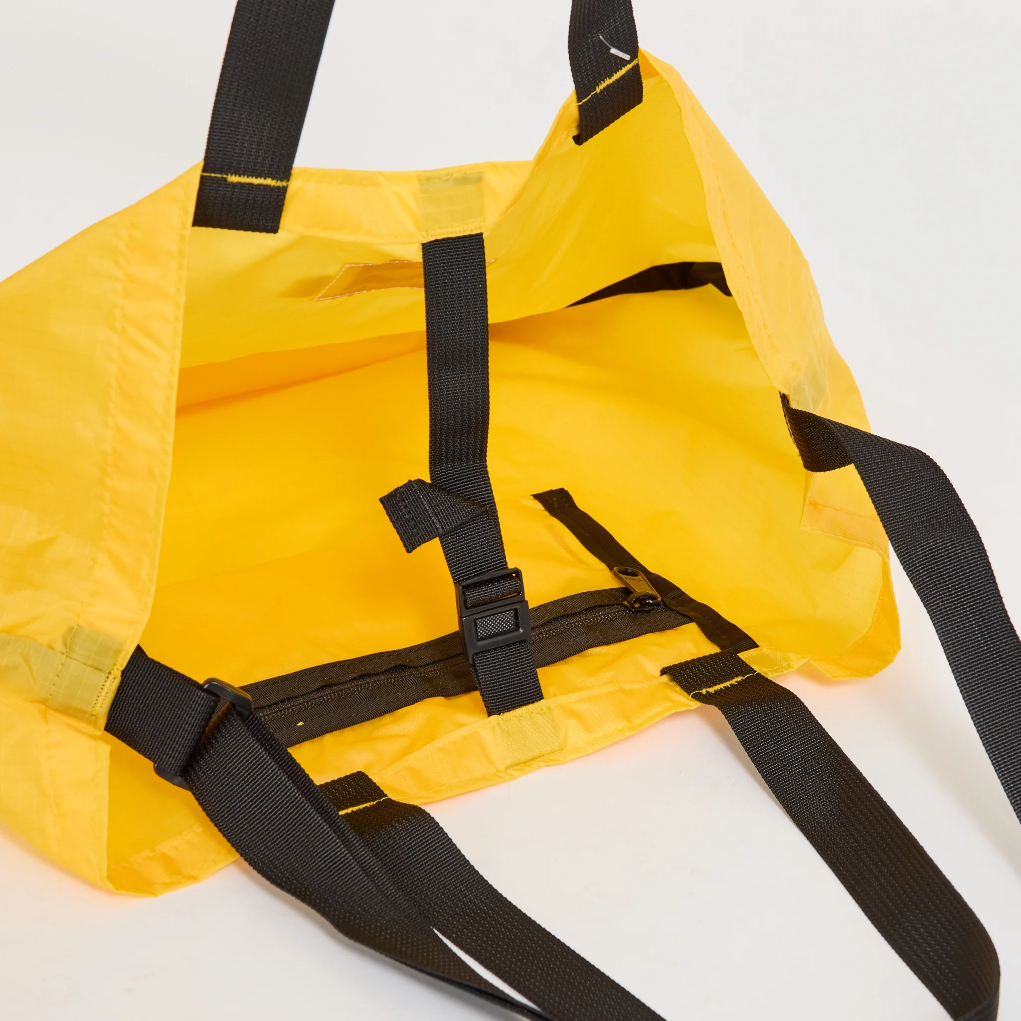 Packable Tote Gold x Black - Image 3