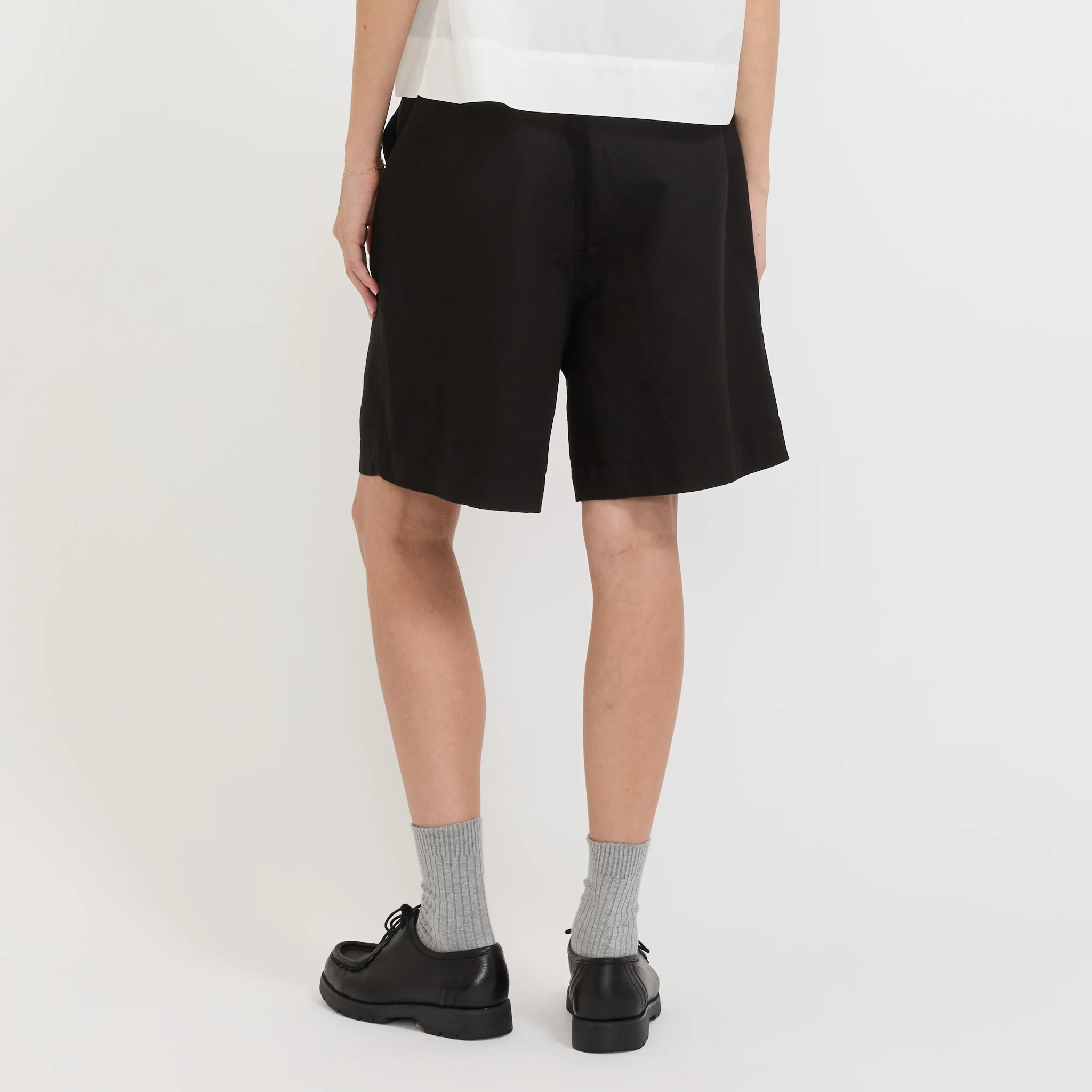 Pale Linen Banding Shorts Black - Image 4