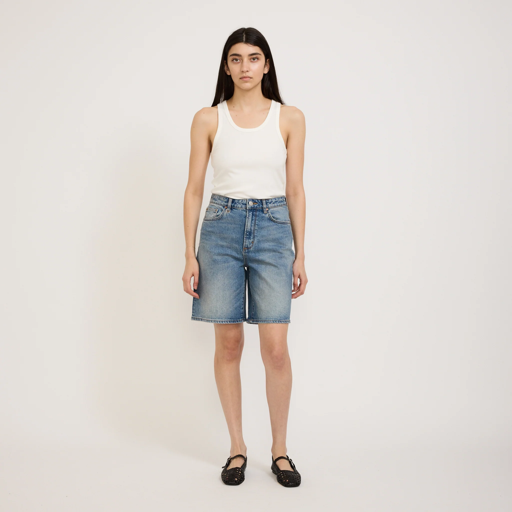 Phoebe Short Vision - Image 2