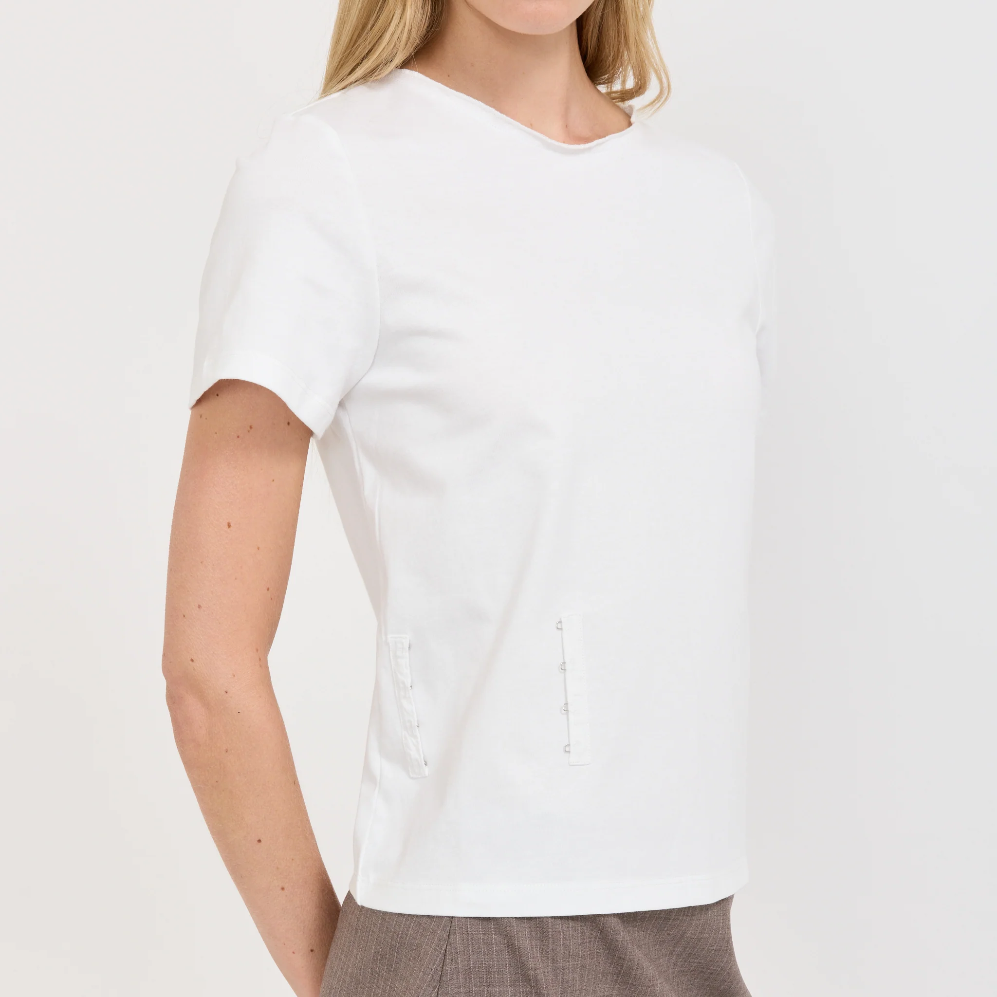 Pinch Tee White - Image 6